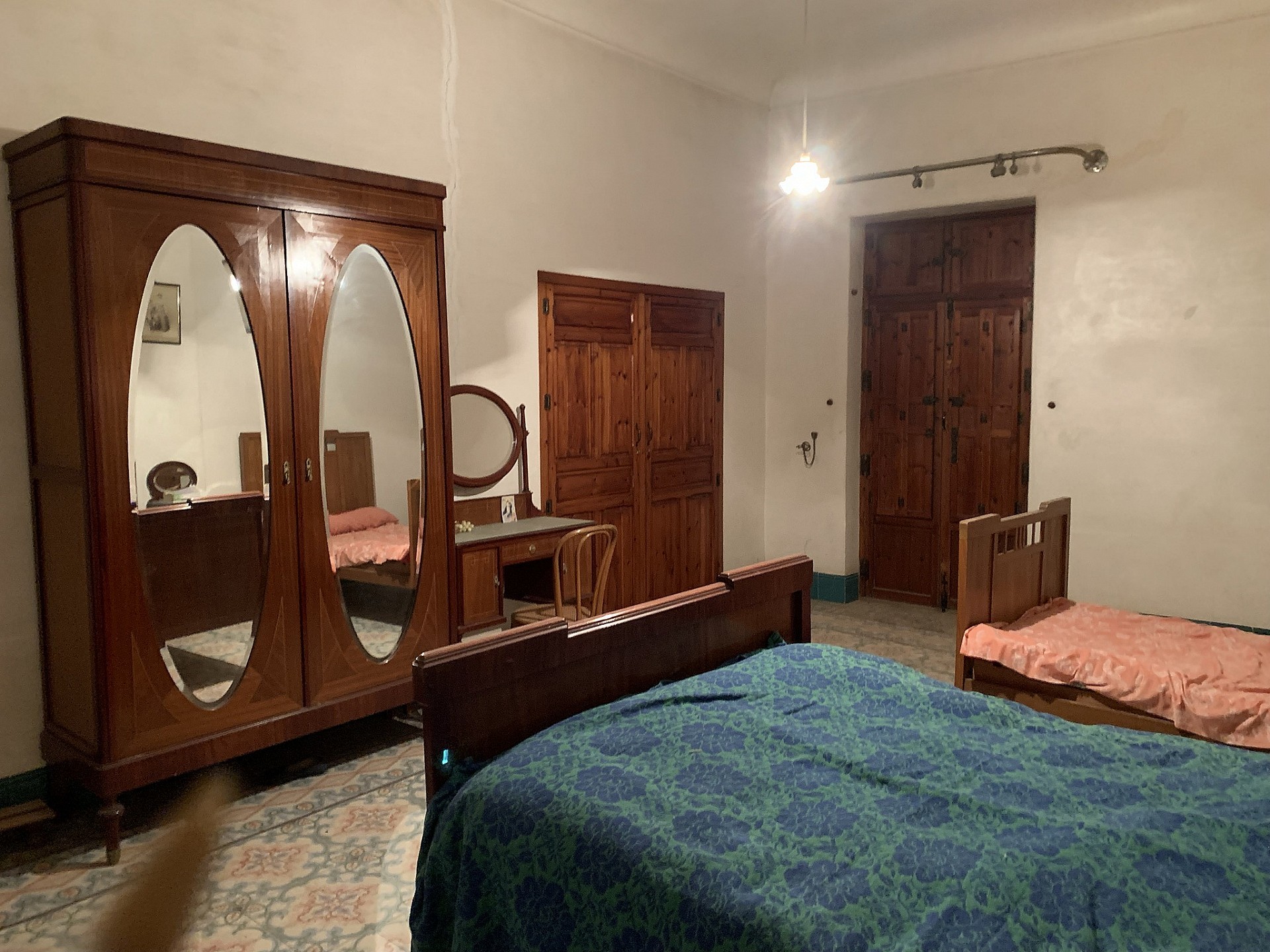 Sold - 7 Bedroom 1 Bathroom Townhouse in Agost -  - Alicante