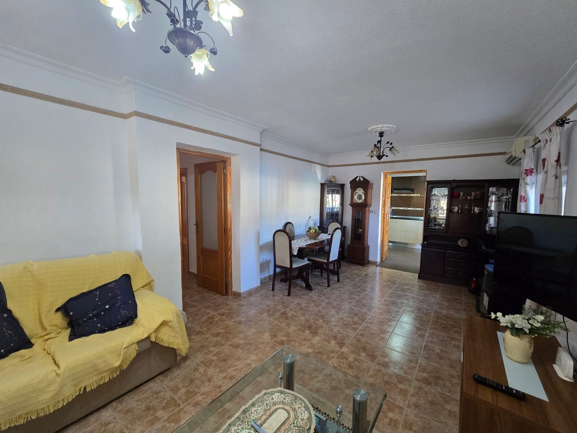 Sold - 3 Bedroom 2 Bathroom Villa in Sax -  - Alicante