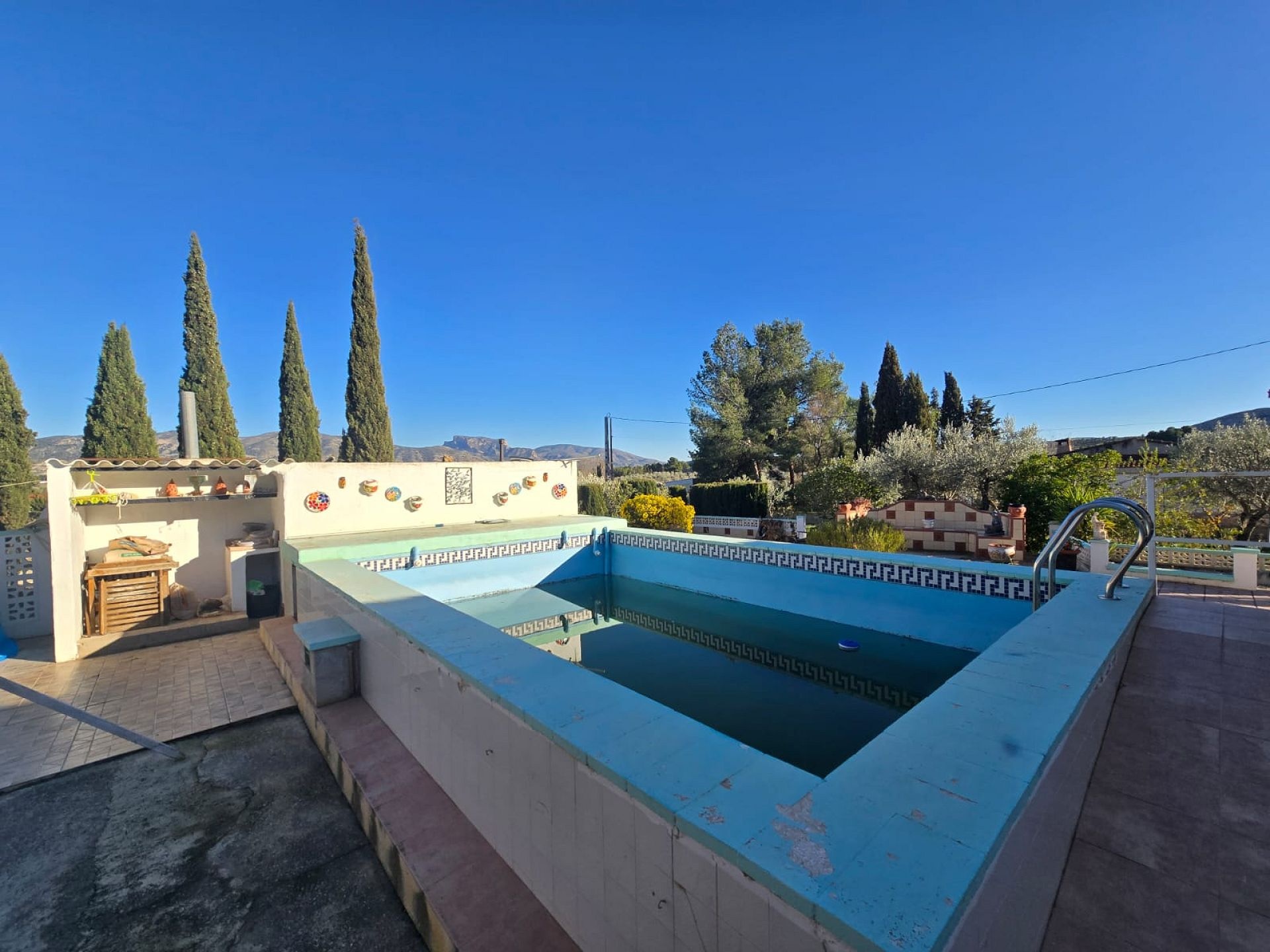 Sold - 3 Bedroom 2 Bathroom Villa in Sax -  - Alicante
