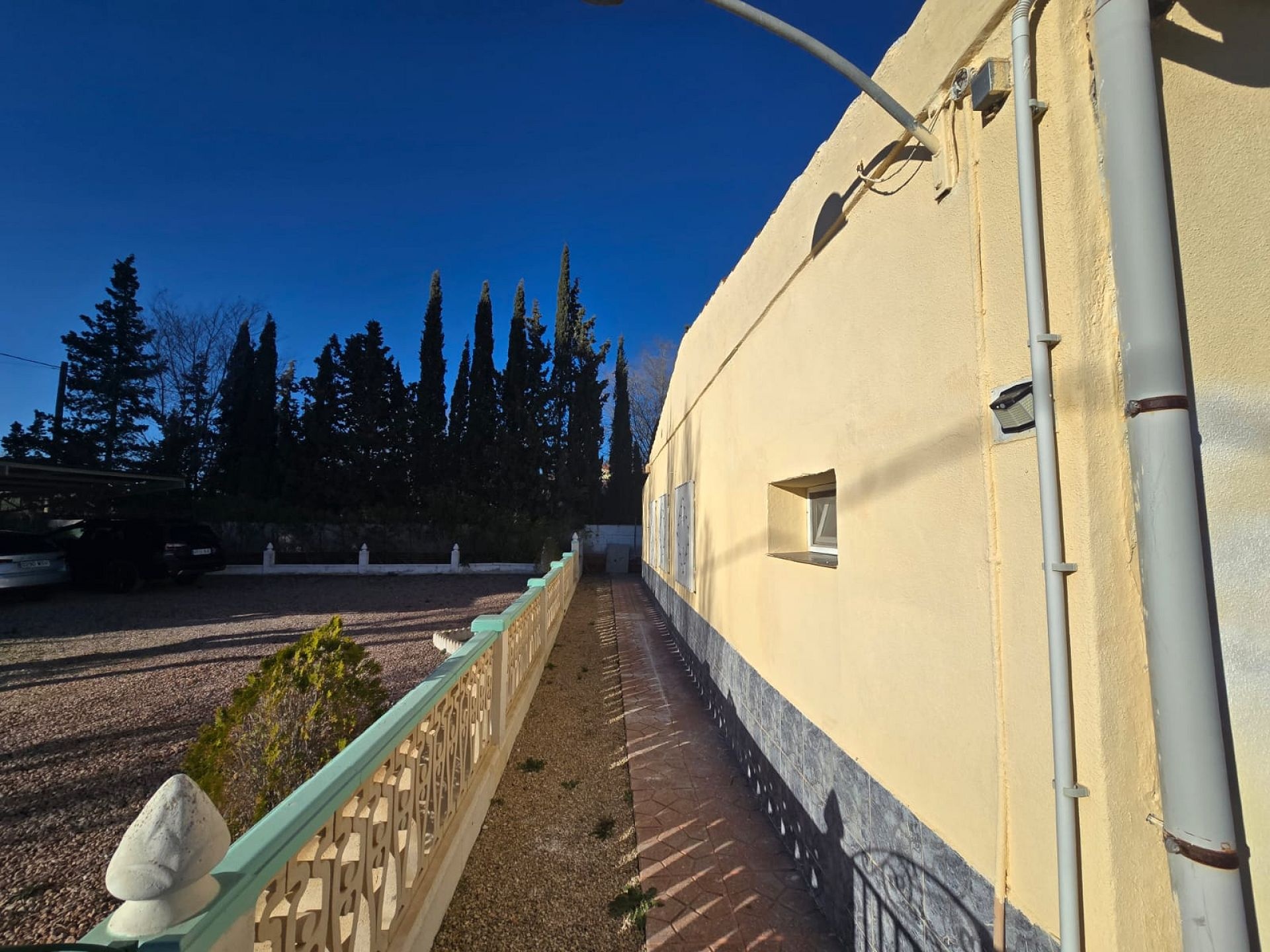 Sold - 3 Bedroom 2 Bathroom Villa in Sax -  - Alicante