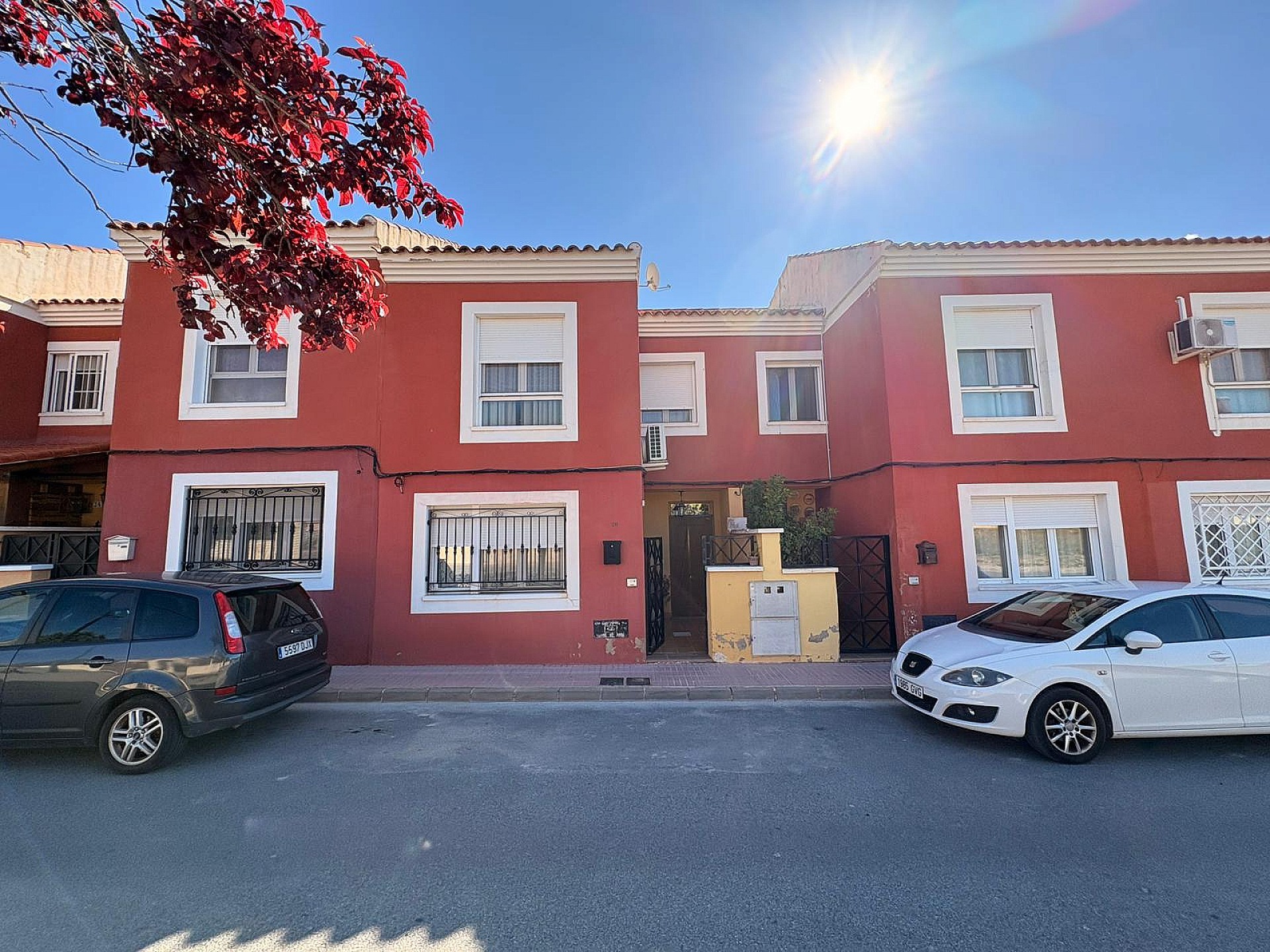Resale - 3 Bedroom 2 Bathroom Townhouse in Salinas -  - Alicante