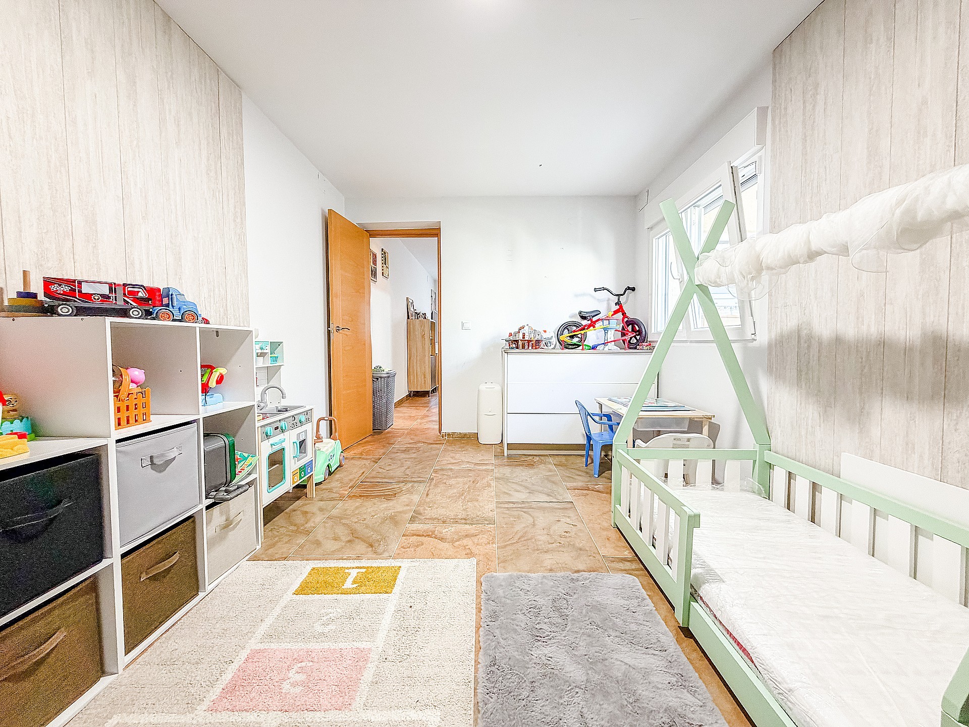 Resale - 2 Bedroom 2 Bathroom Townhouse in Elda -  - Alicante