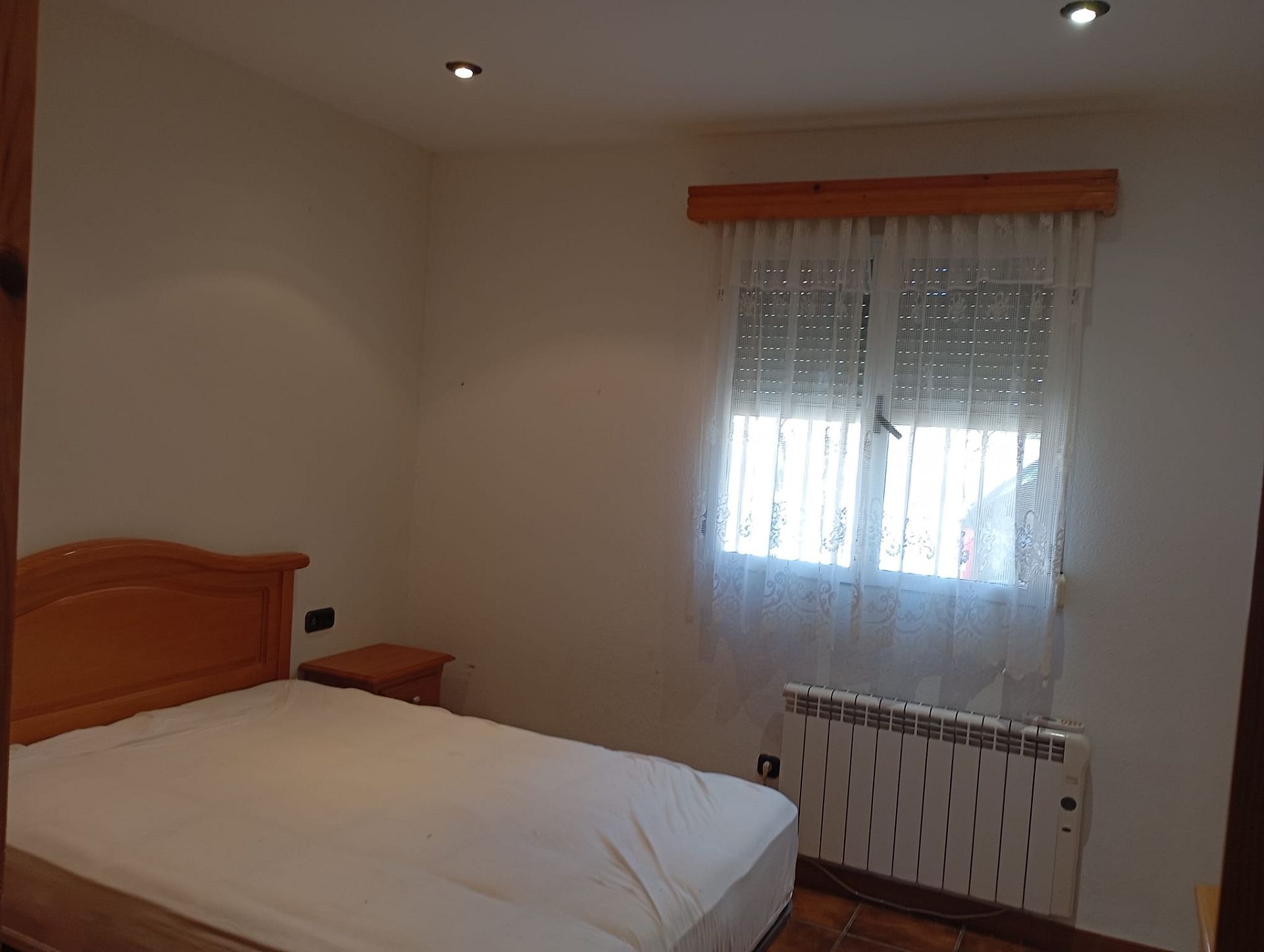 Resale - 3 Bedroom 1 Bathroom Villa in Yecla -  - Murcia
