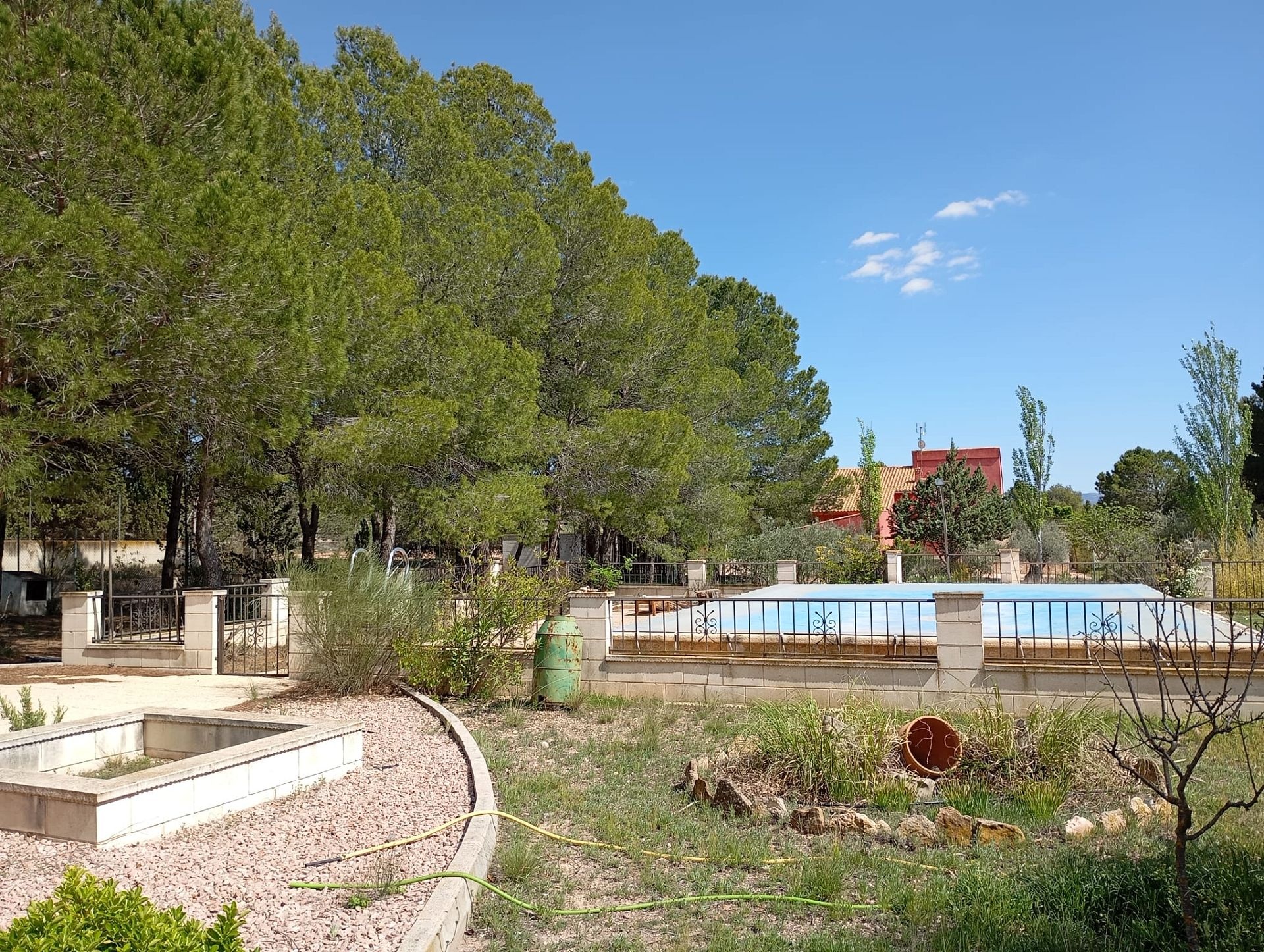 Resale - 3 Bedroom 1 Bathroom Villa in Yecla -  - Murcia