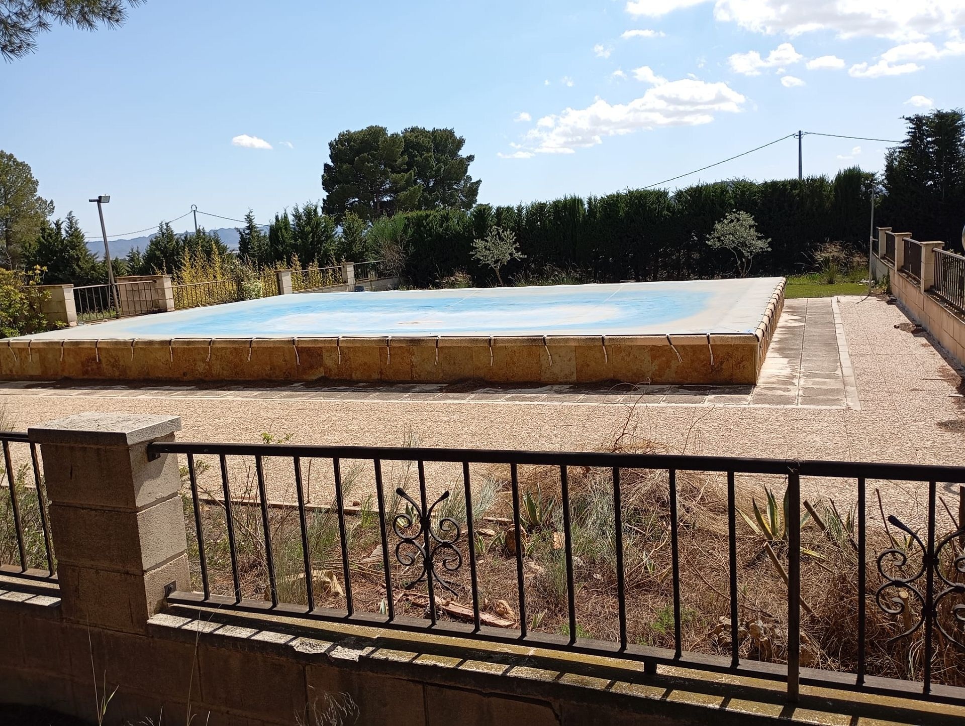 Resale - 3 Bedroom 1 Bathroom Villa in Yecla -  - Murcia