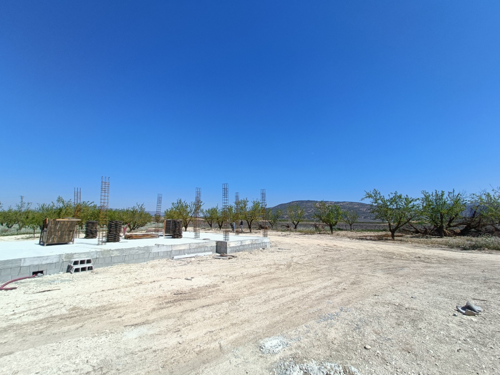 Resale - 3 Bedroom 2 Bathroom Villa in Pinoso -  - Alicante