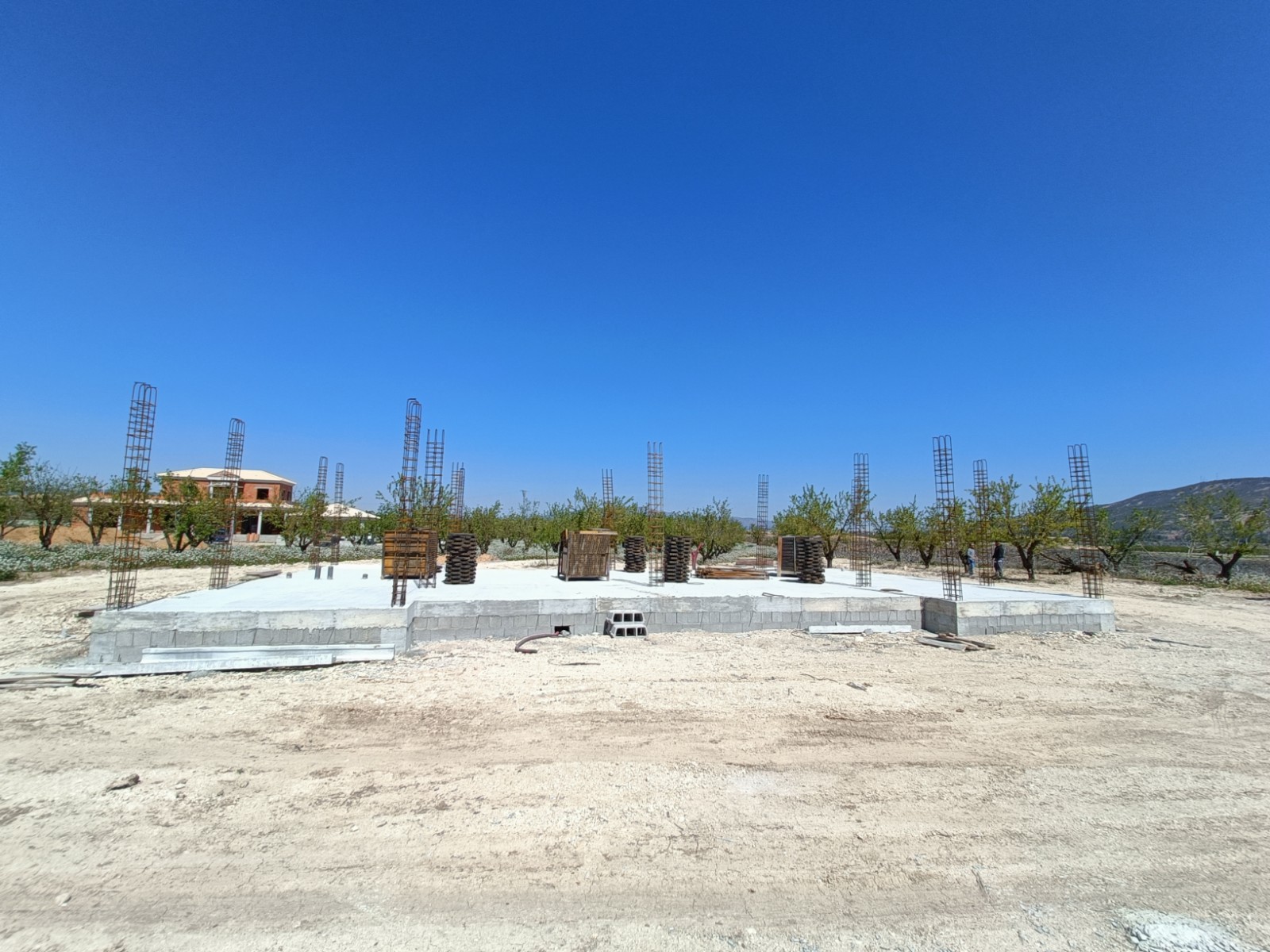 Resale - 3 Bedroom 2 Bathroom Villa in Pinoso -  - Alicante
