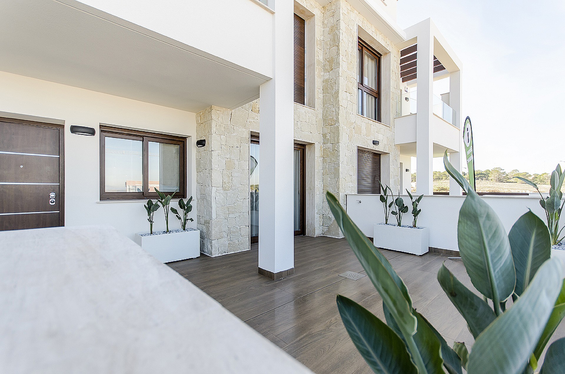 Resale - 2 Bedroom 2 Bathroom Apartment in Torrevieja -  - Alicante