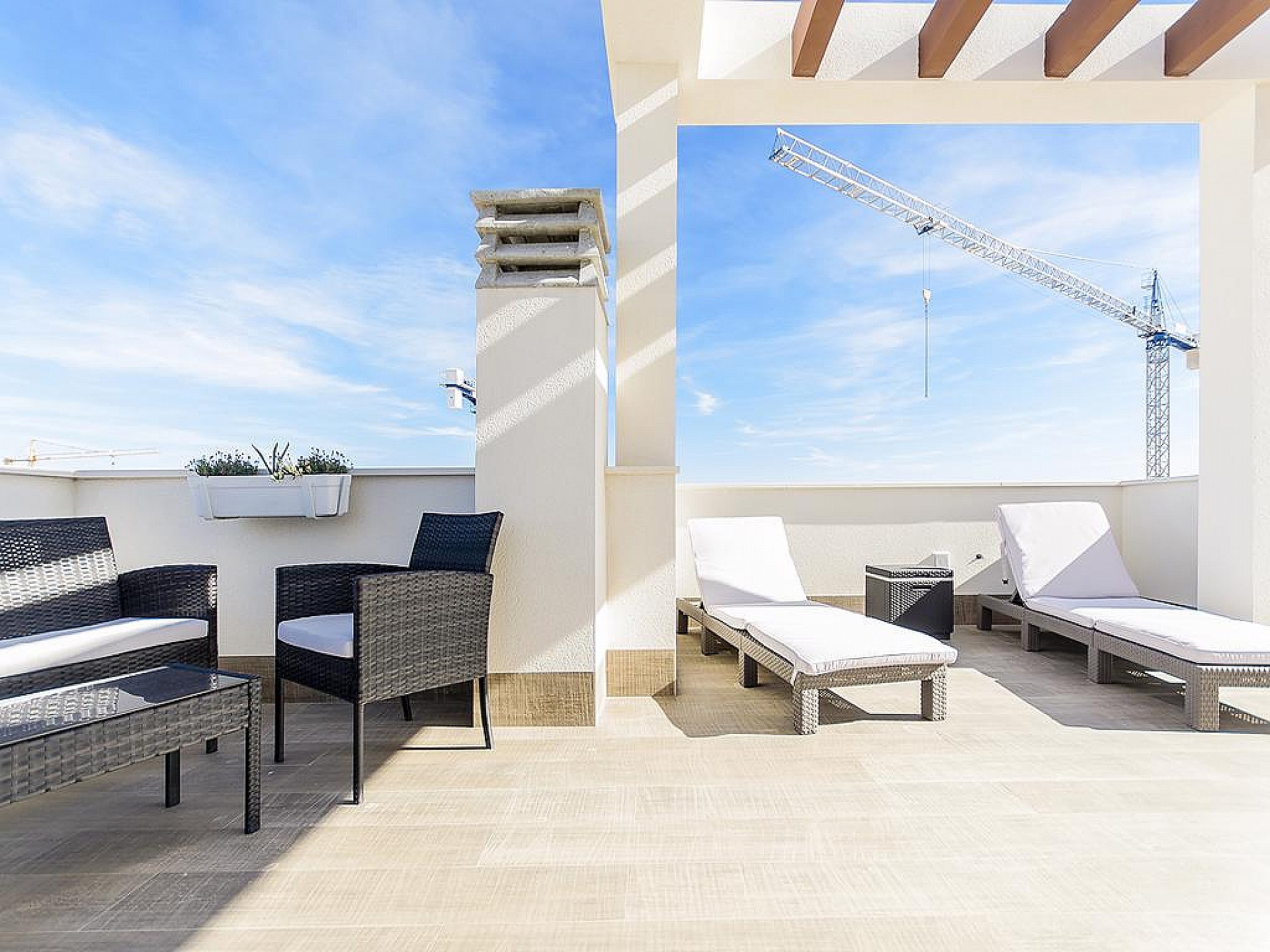 Resale - 3 Bedroom 3 Bathroom Villa in Los Montesinos -  - Alicante