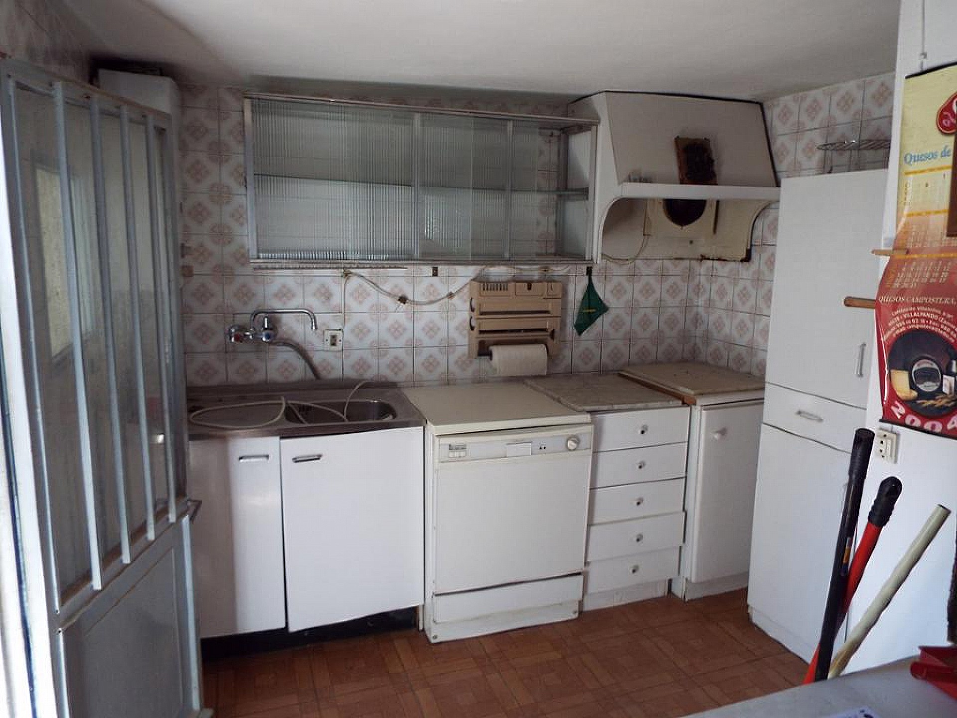 Resale - 4 Bedroom 3 Bathroom Apartment in Caudete -  - Albacete