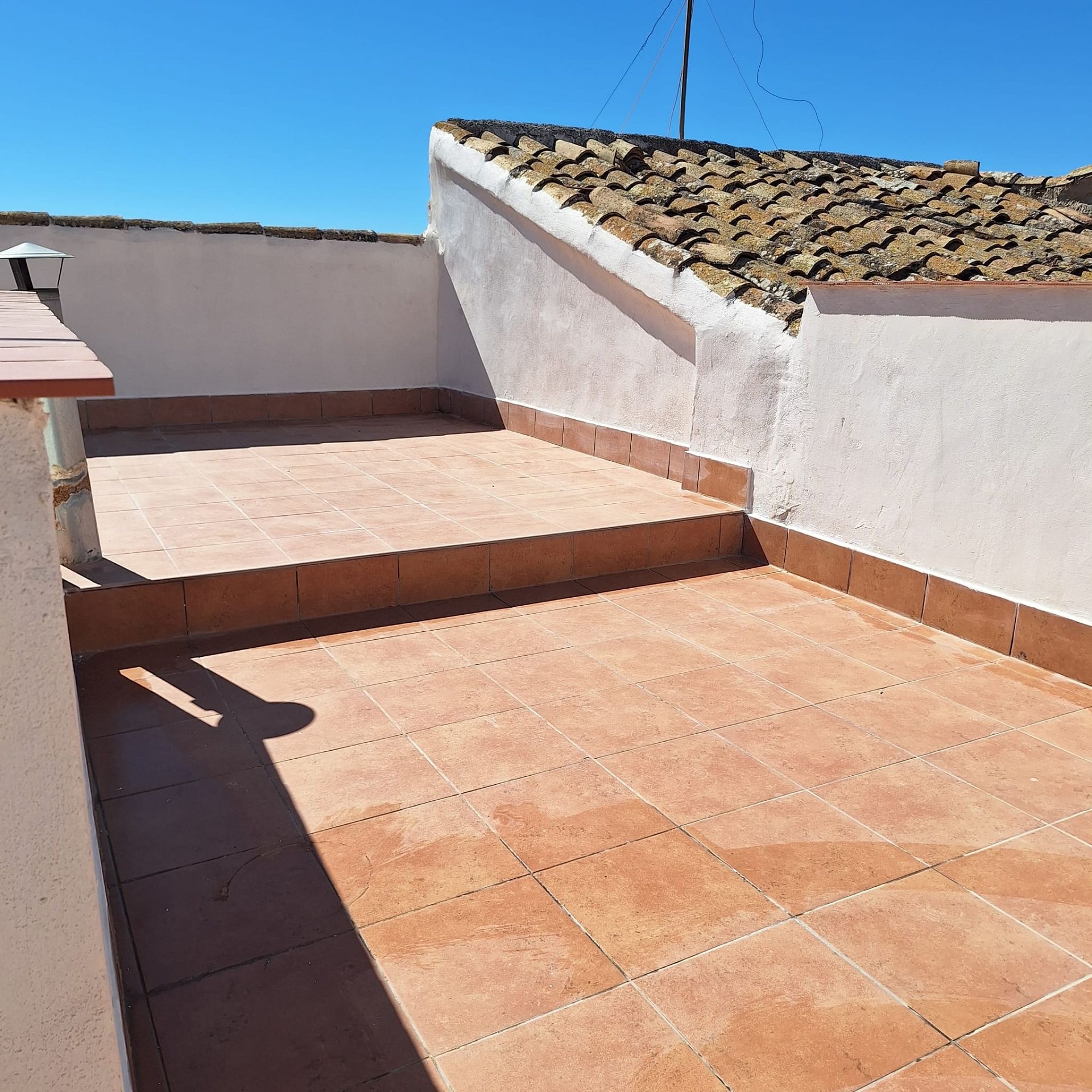 Resale - 2 Bedroom 1 Bathroom Townhouse in Sax -  - Alicante
