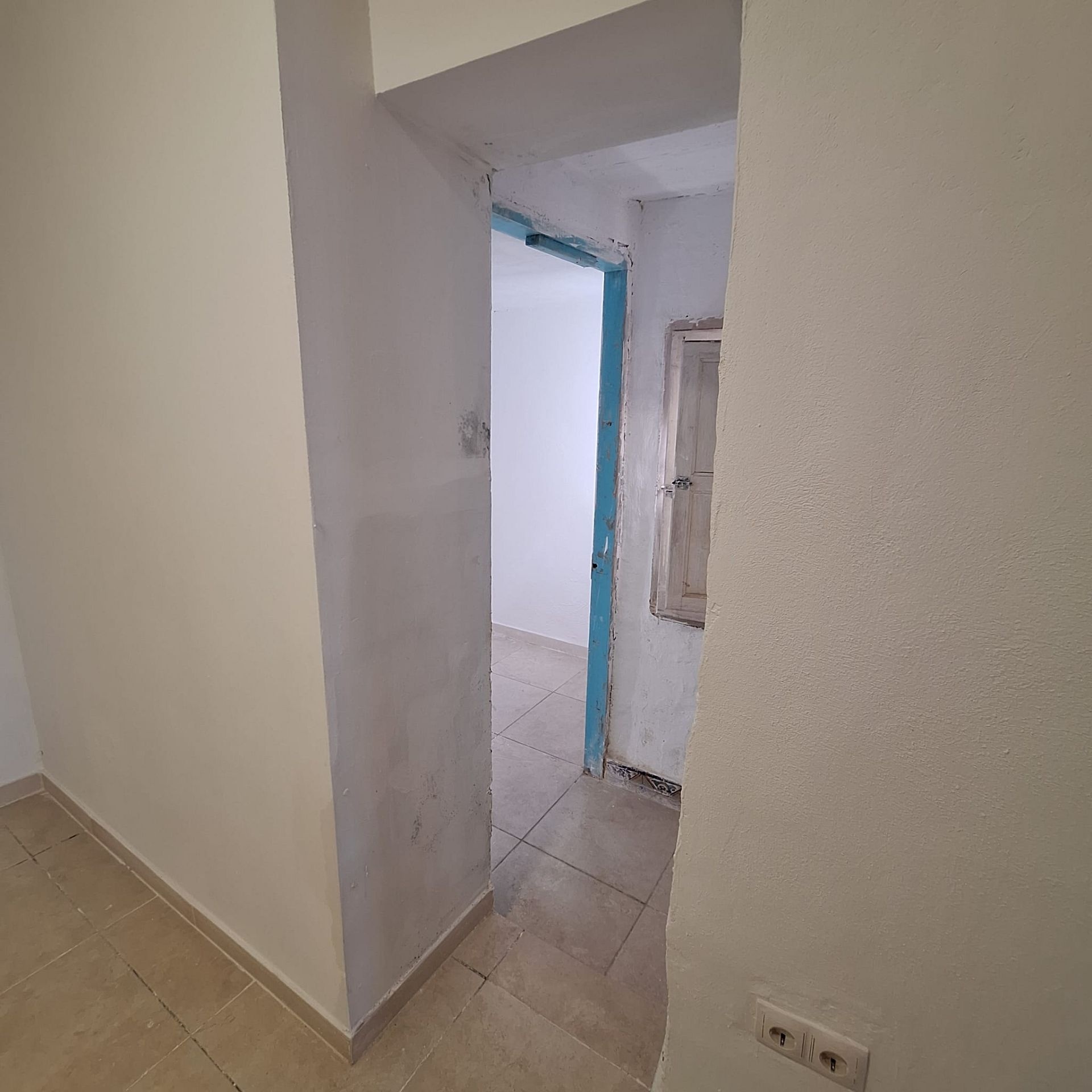 Resale - 2 Bedroom 1 Bathroom Townhouse in Sax -  - Alicante