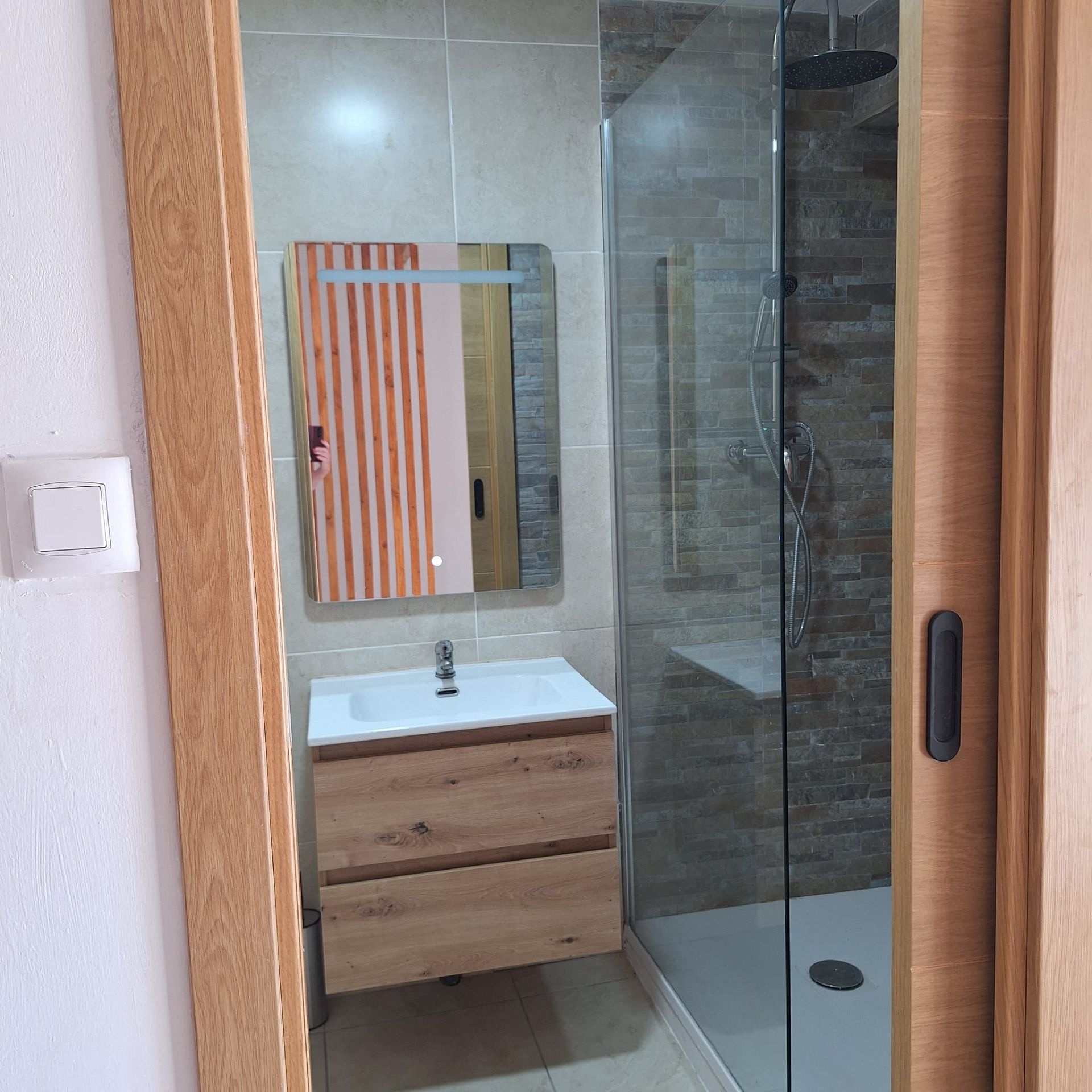 Resale - 2 Bedroom 1 Bathroom Townhouse in Sax -  - Alicante