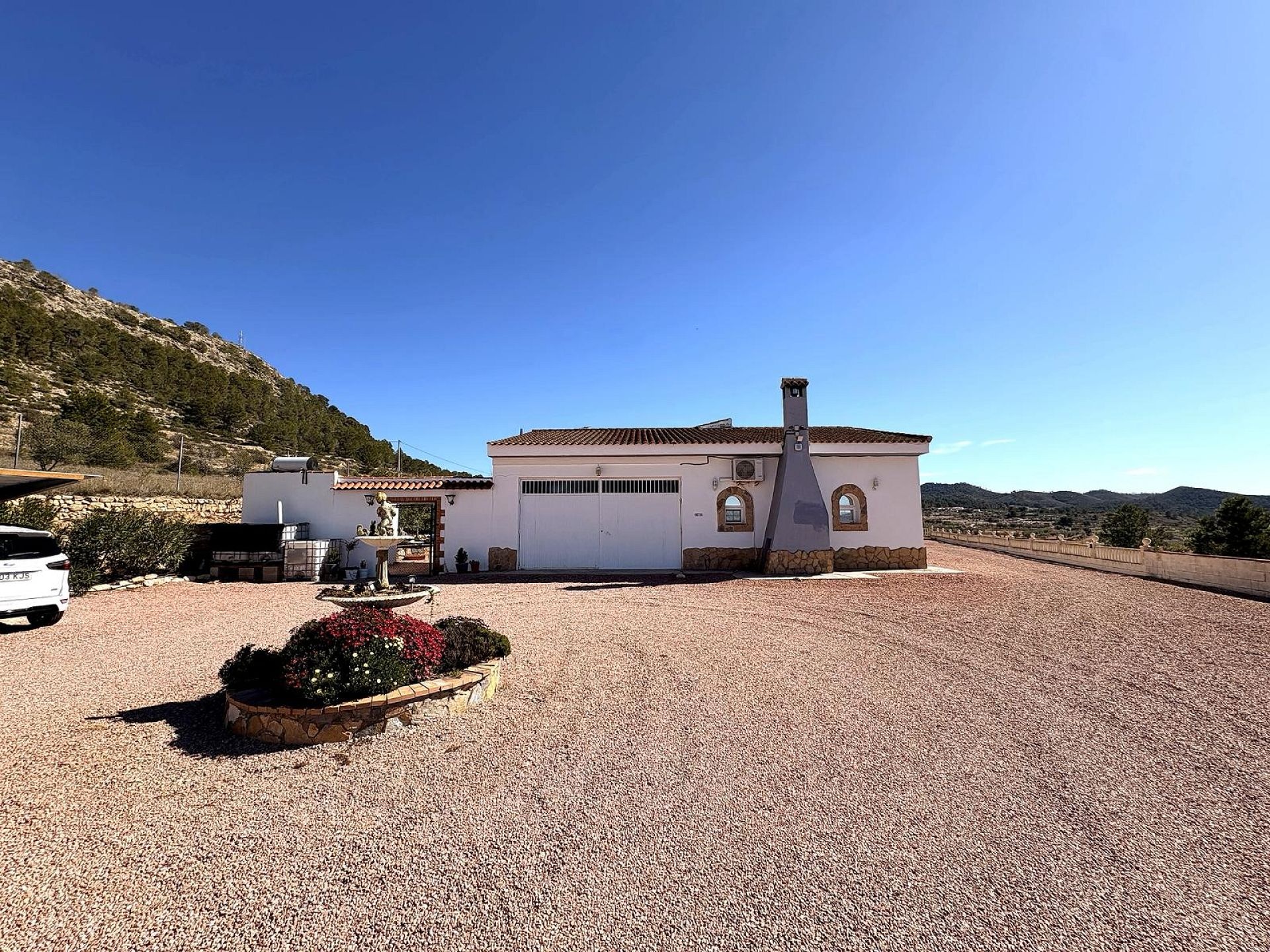 Sold - 4 Bedroom 4 Bathroom Villa in Monóvar -  - Alicante