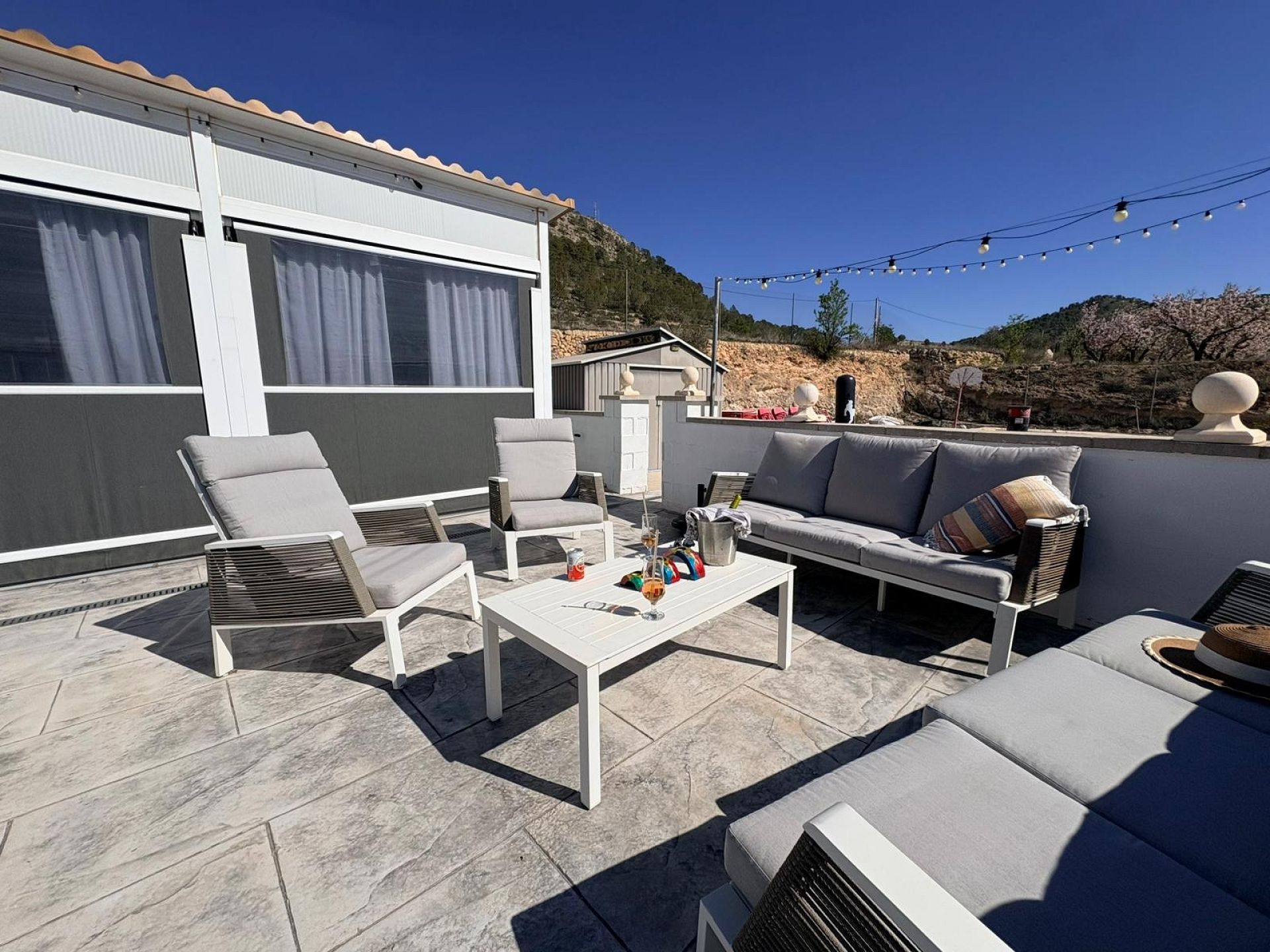 Sold - 4 Bedroom 4 Bathroom Villa in Monóvar -  - Alicante