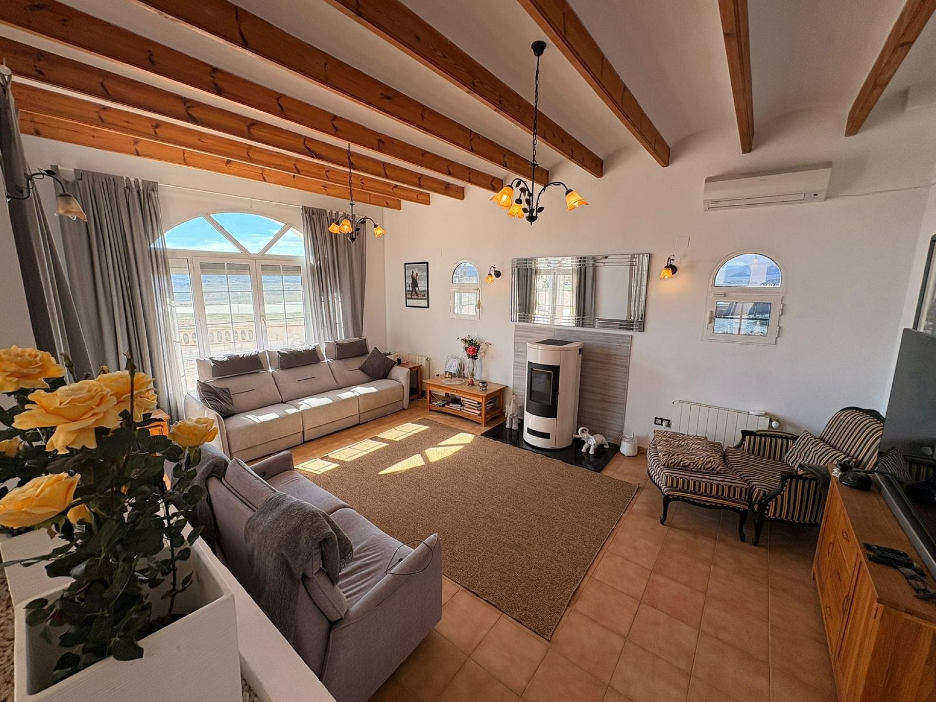 Sold - 4 Bedroom 4 Bathroom Villa in Monóvar -  - Alicante
