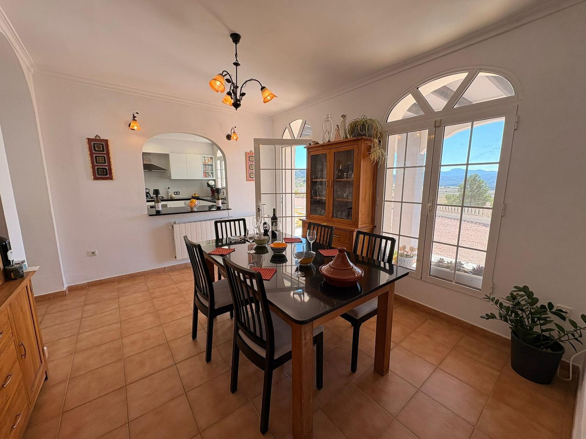 Sold - 4 Bedroom 4 Bathroom Villa in Monóvar -  - Alicante