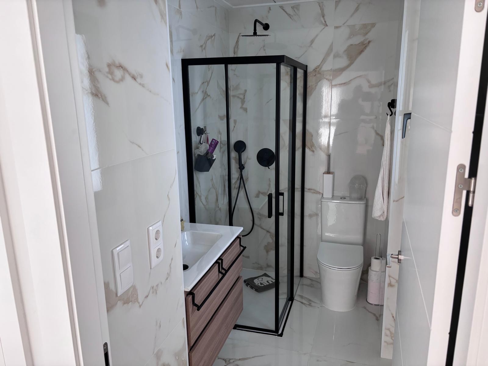 Resale - 2 Bedroom 2 Bathroom Townhouse in Los Montesinos -  - Alicante