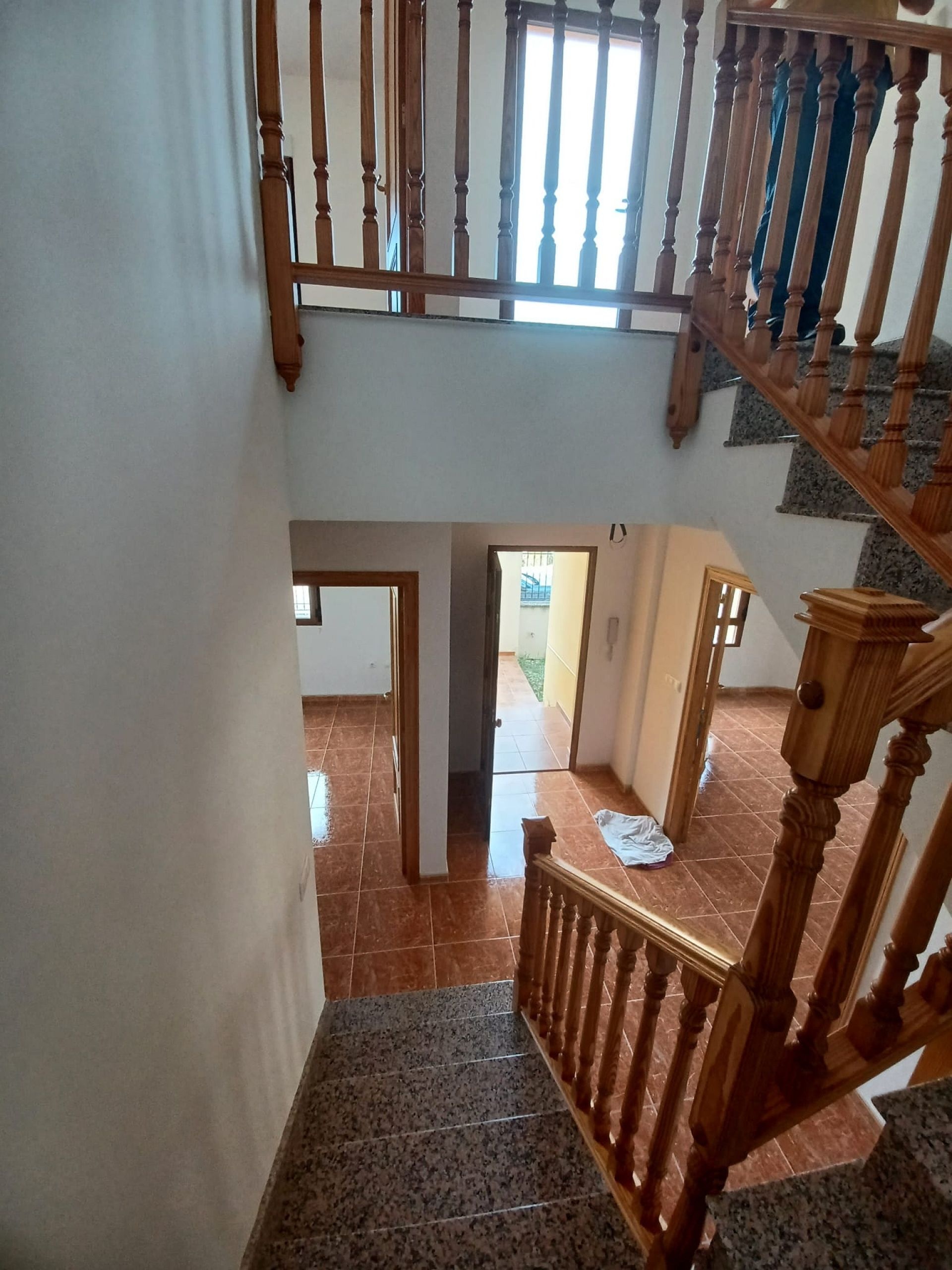 Resale - 4 Bedroom 2 Bathroom Townhouse in Pinoso -  - Alicante
