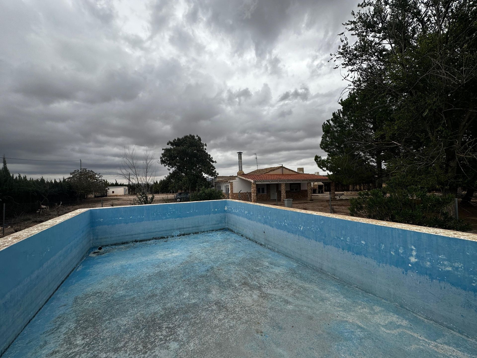 Resale - 4 Bedroom 2 Bathroom Villa in Yecla -  - Murcia