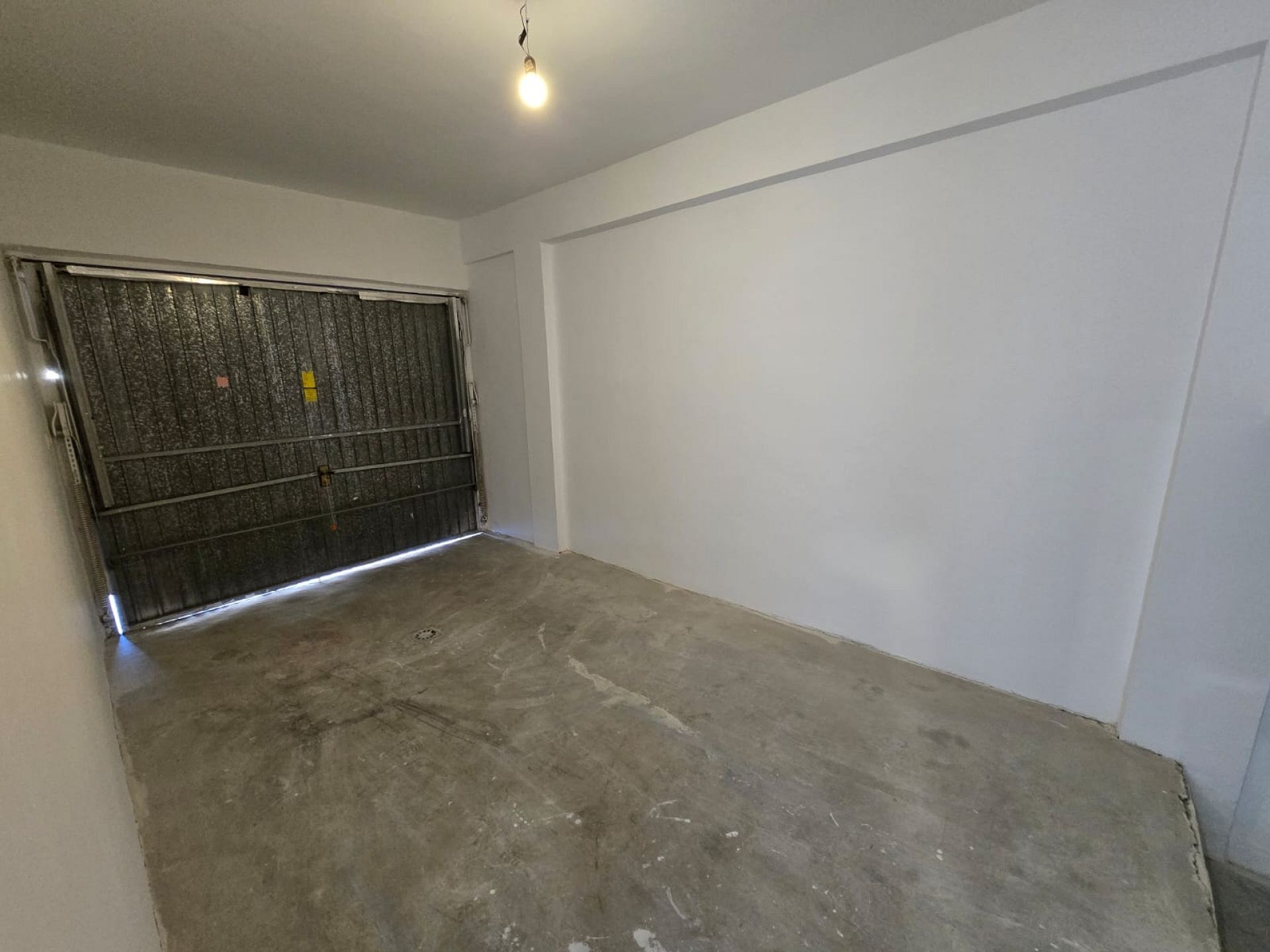 Resale - 4 Bedroom 2 Bathroom Townhouse in Salinas -  - Alicante