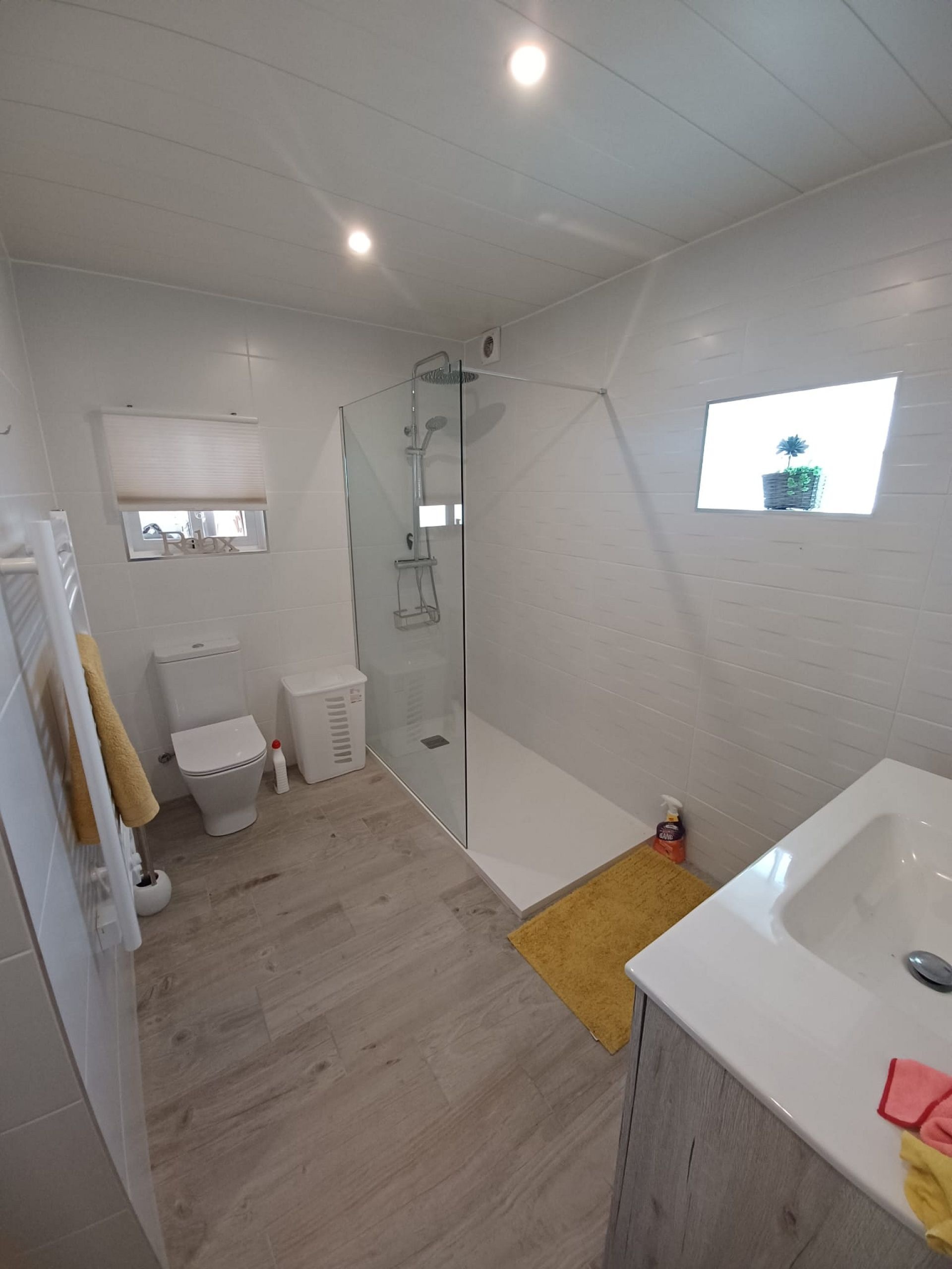 Resale - 6 Bedroom 6 Bathroom Country house in Pinoso -  - Alicante