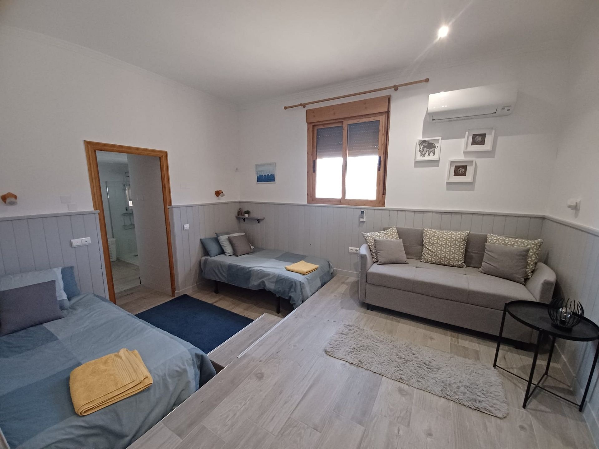 Resale - 6 Bedroom 6 Bathroom Country house in Pinoso -  - Alicante