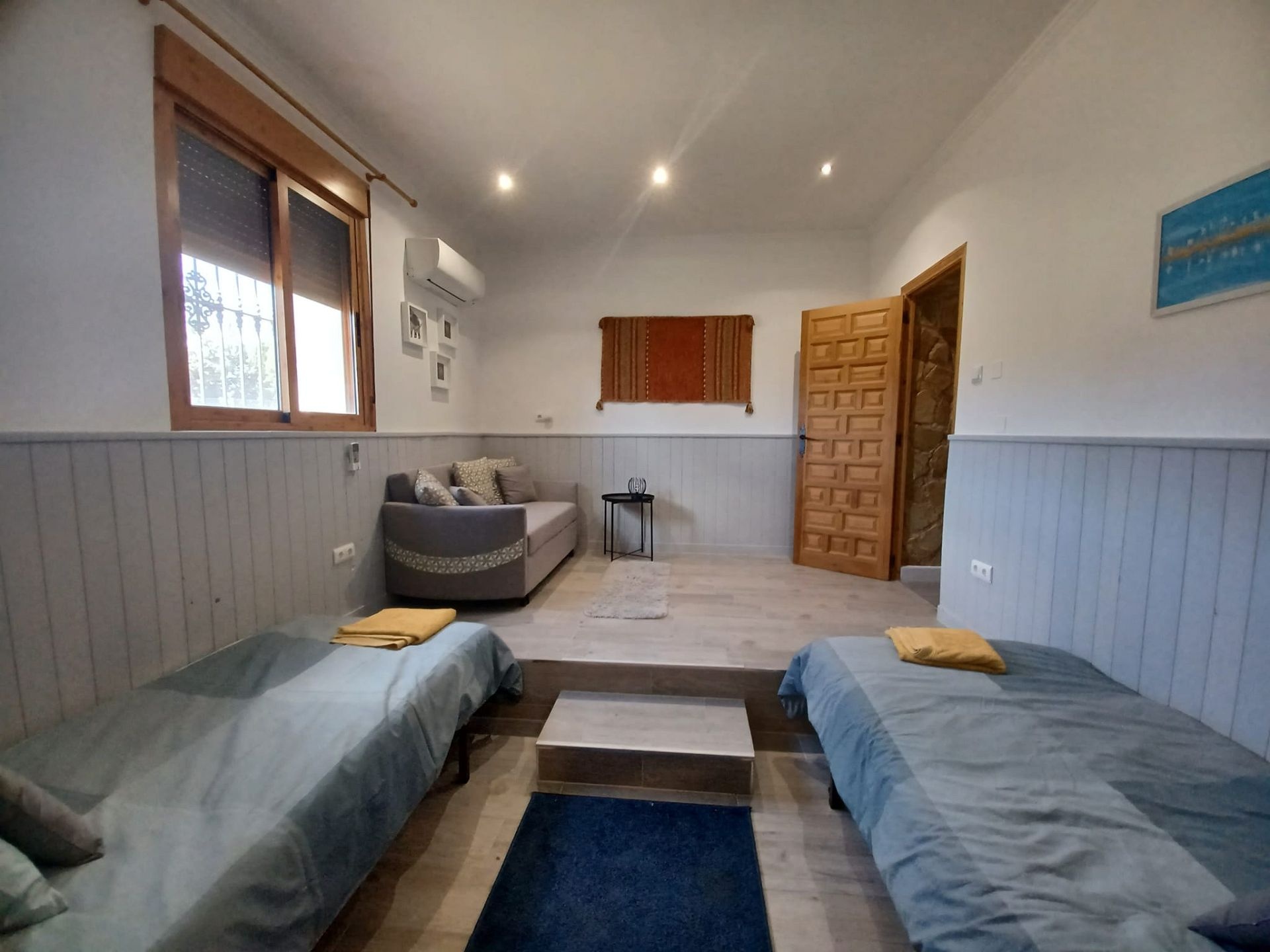 Resale - 6 Bedroom 6 Bathroom Country house in Pinoso -  - Alicante