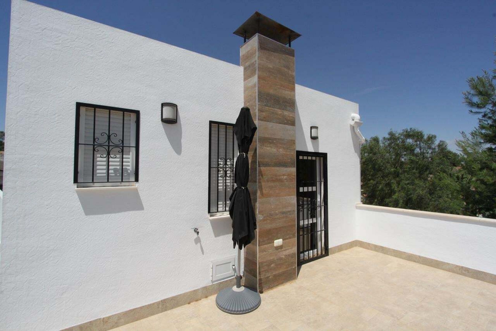 Resale - 3 Bedroom 3 Bathroom Villa in Fortuna -  - Murcia