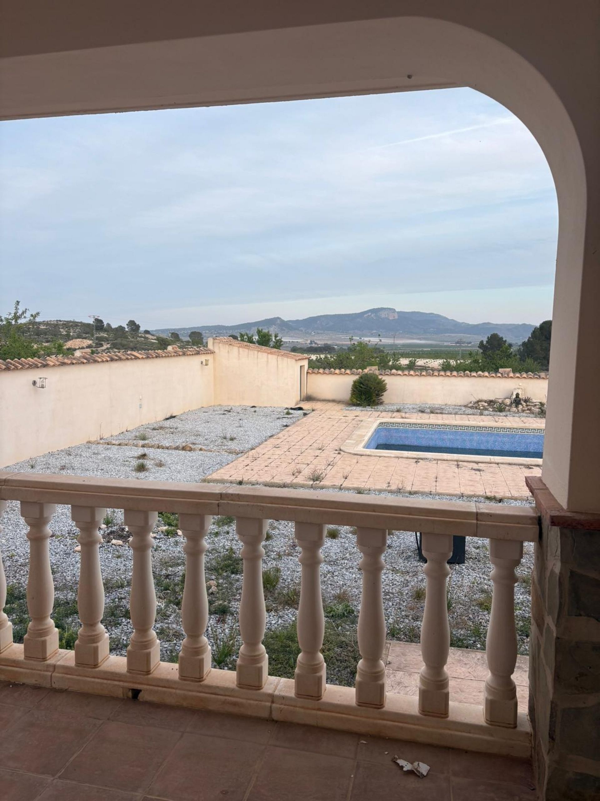 Resale - 3 Bedroom 2 Bathroom Villa in Monóvar -  - Alicante