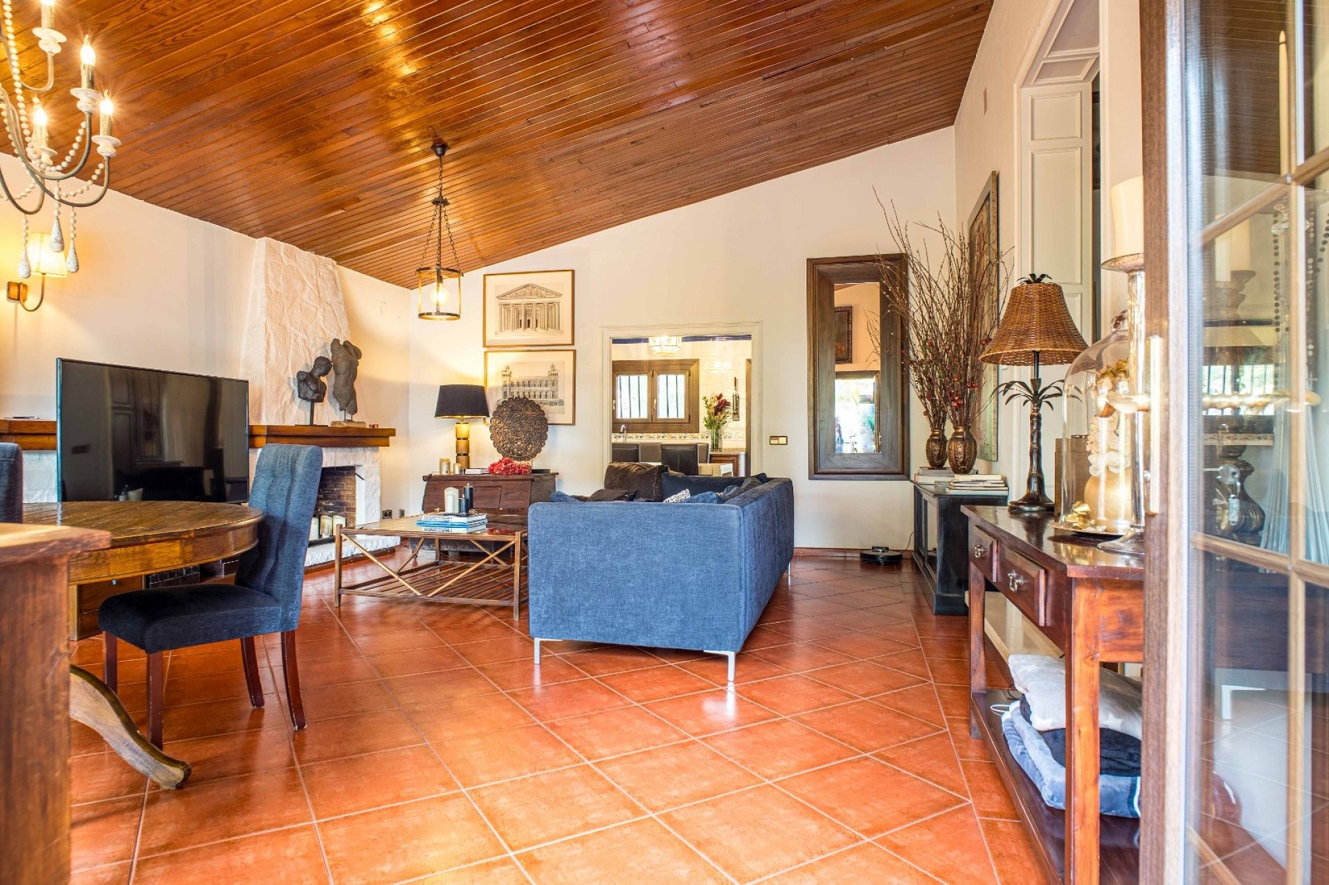 Resale - 4 Bedroom 3 Bathroom Villa in Petrer -  - Alicante