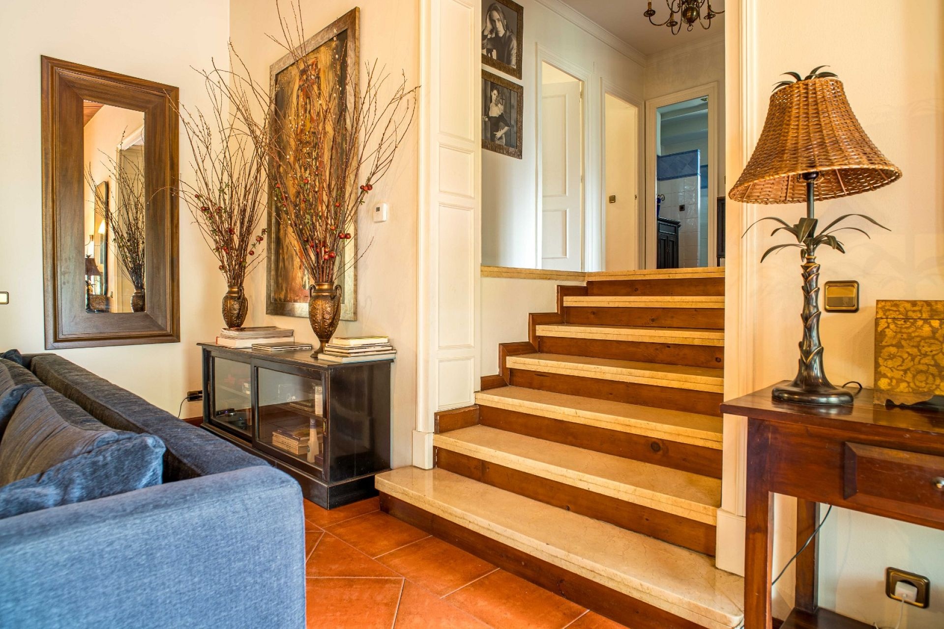 Resale - 4 Bedroom 3 Bathroom Villa in Petrer -  - Alicante