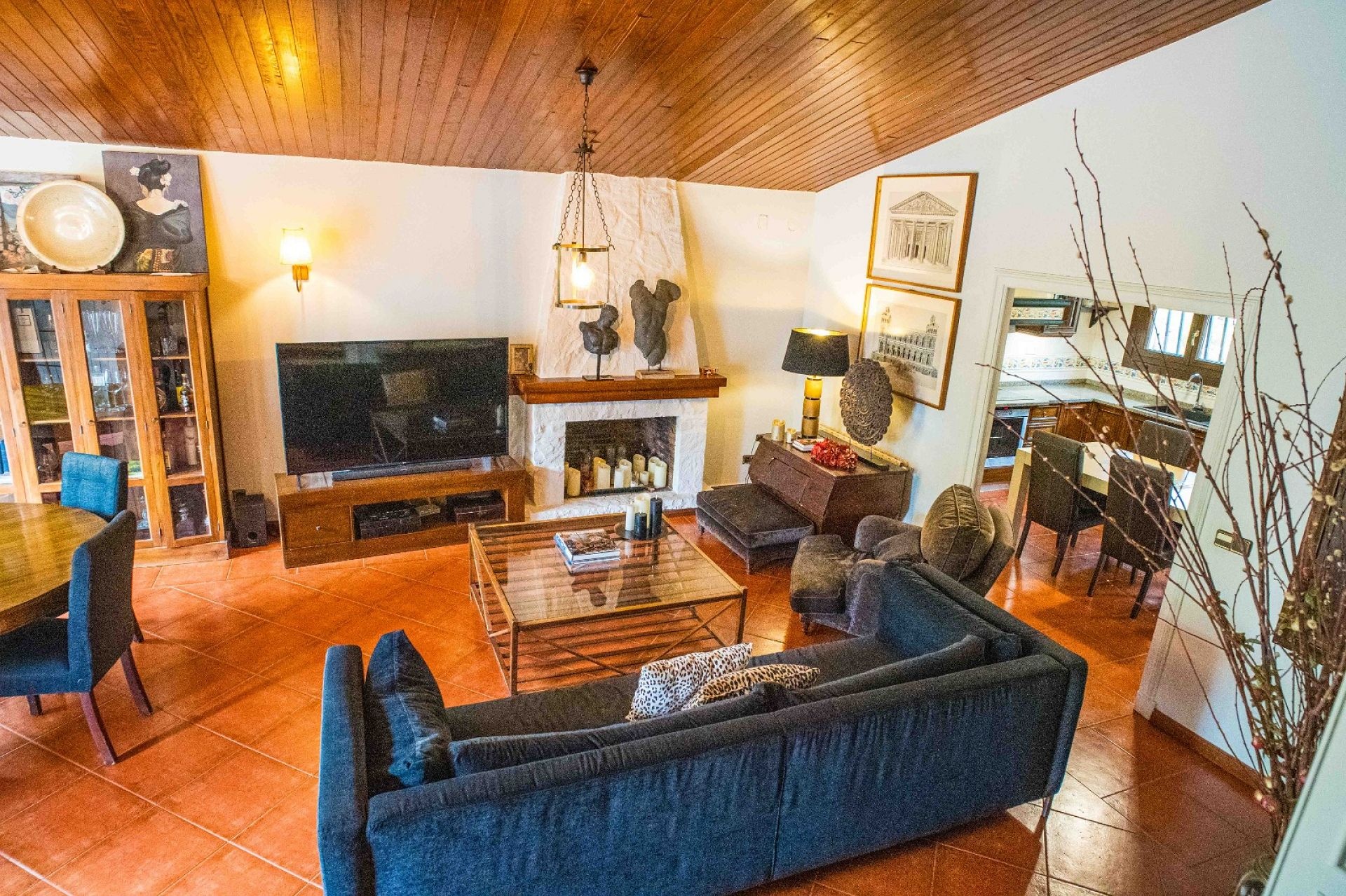 Resale - 4 Bedroom 3 Bathroom Villa in Petrer -  - Alicante