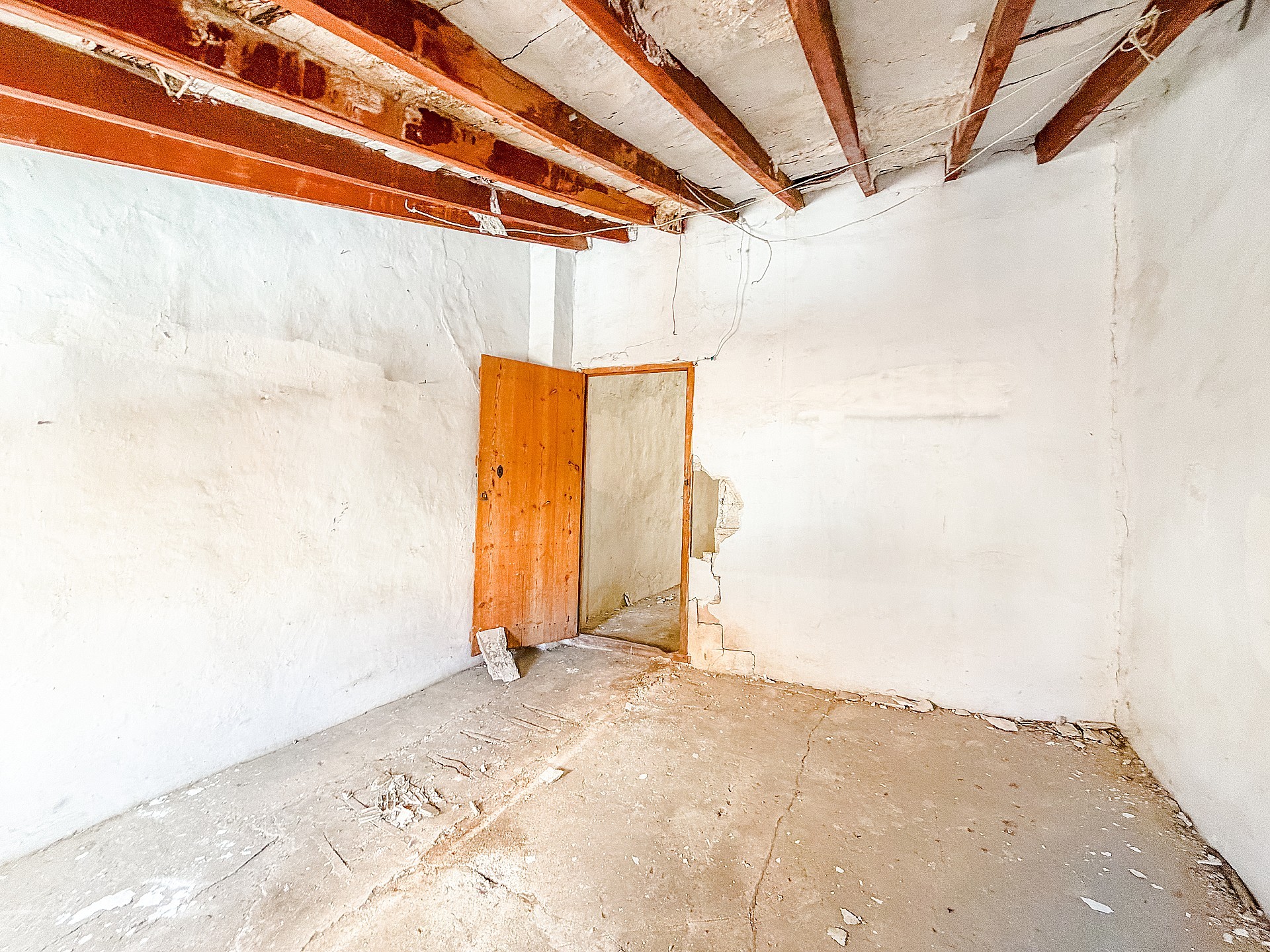 Resale - 6 Bedroom 1 Bathroom Townhouse in Yecla -  - Murcia