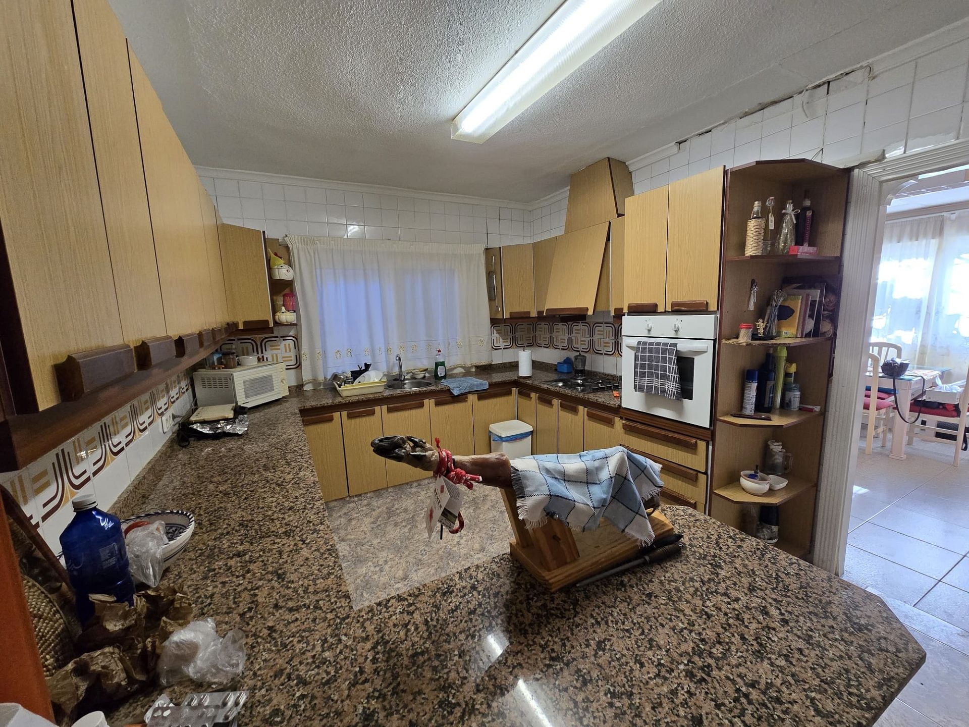 Resale - 7 Bedroom 3 Bathroom Villa in Villena -  - Alicante