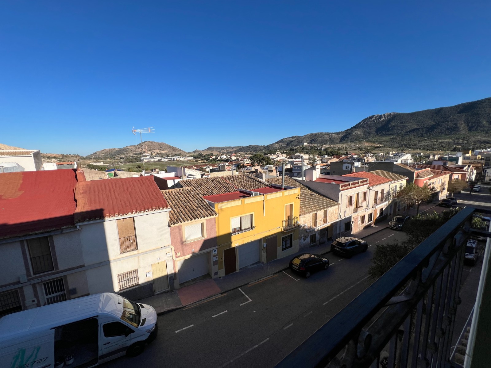 Resale - 3 Bedroom 2 Bathroom Townhouse in Hondón de las Nieves -  - Alicante