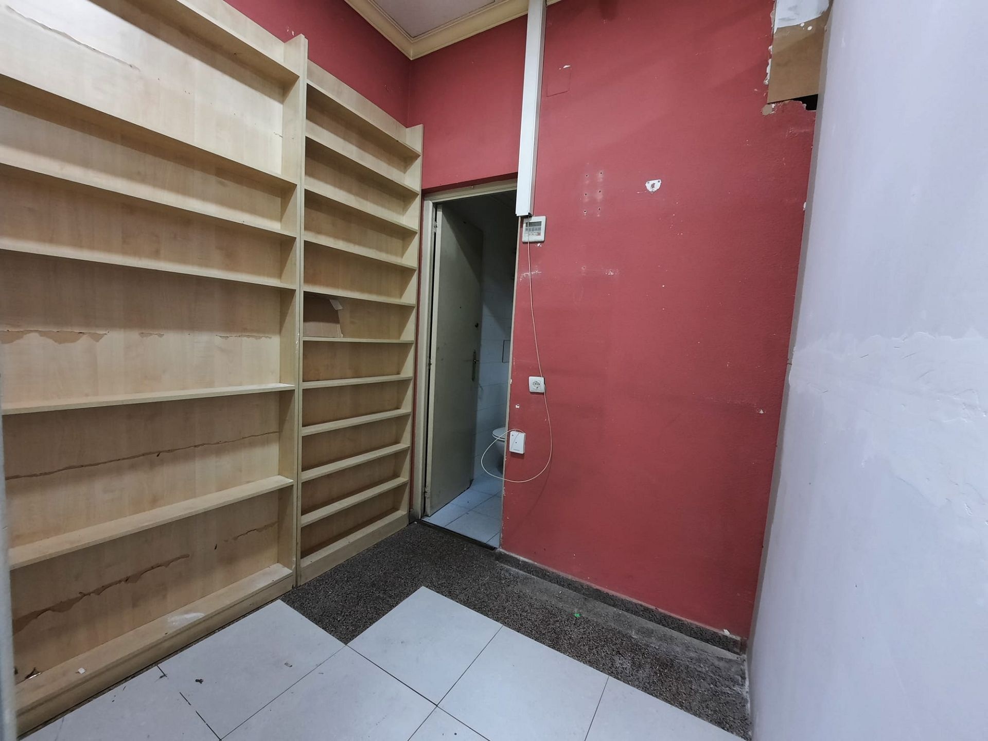 Resale - 1 Bathroom Commercial in Petrer -  - Alicante
