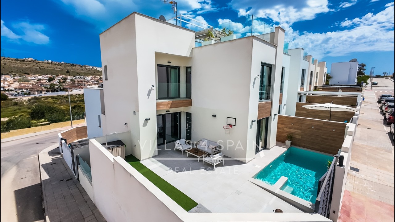 Resale - 4 bed 4 bath newly built villa with a private pool and guest house in Benijofar, Alicante - calle rbla - Alicante