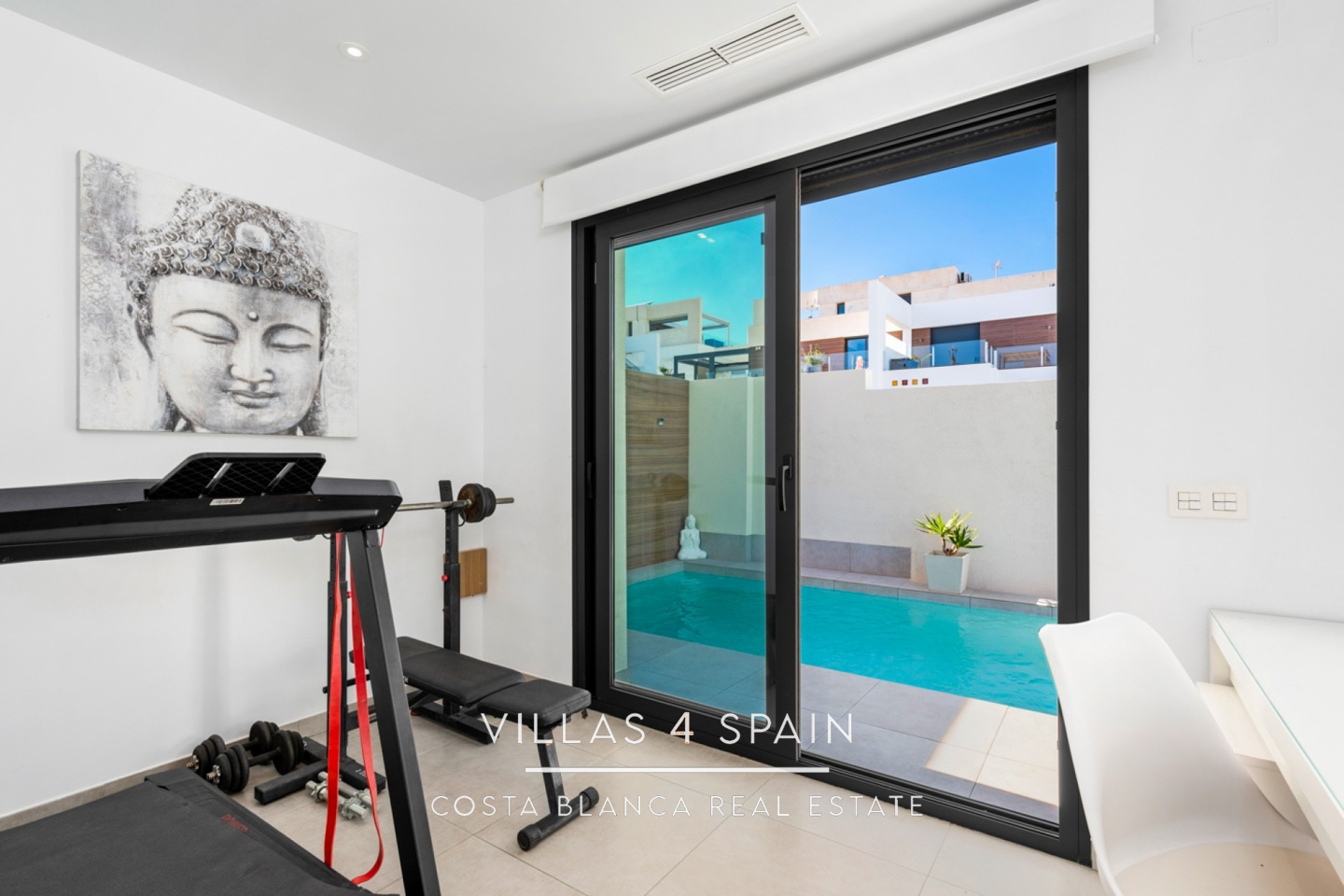 Resale - 4 bed 4 bath newly built villa with a private pool and guest house in Benijofar, Alicante - calle rbla - Alicante