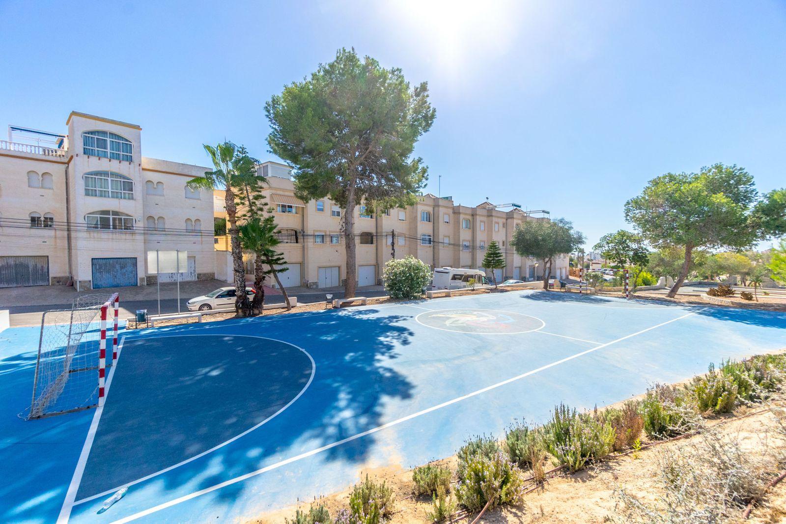 Resale - 3 Bedroom 2 Bathroom  in Orihuela Costa - Las Filipinas - Alicante