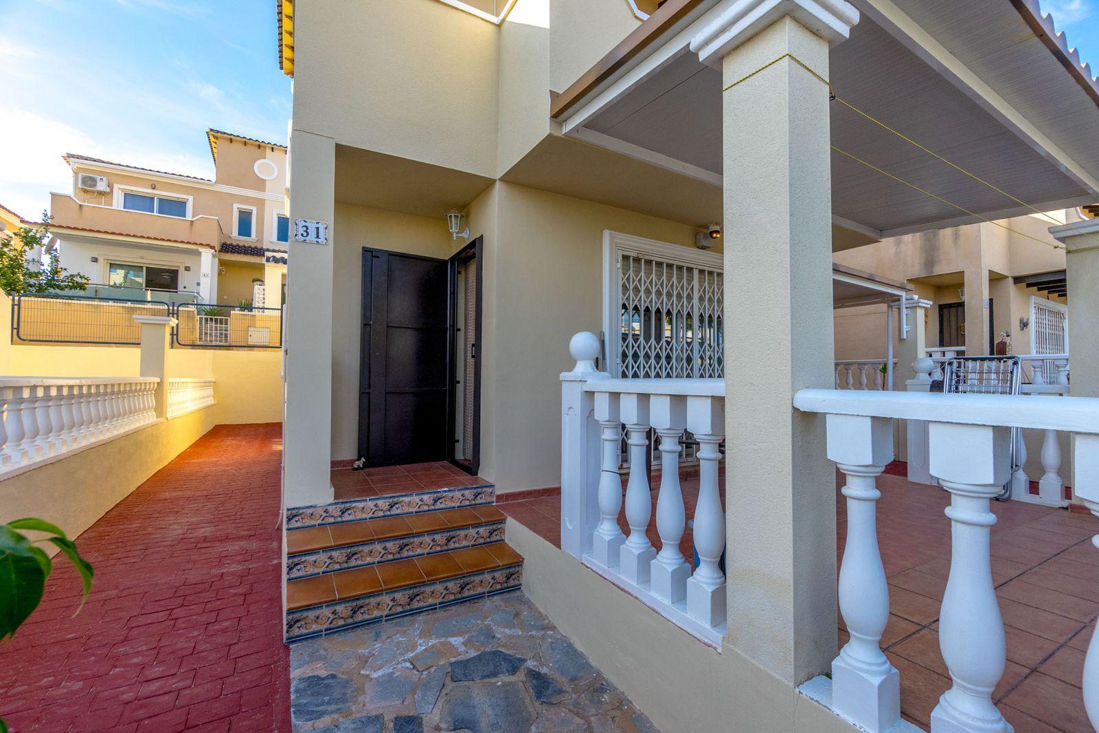 Resale - 3 Bedroom 2 Bathroom  in Orihuela Costa - Las Filipinas - Alicante