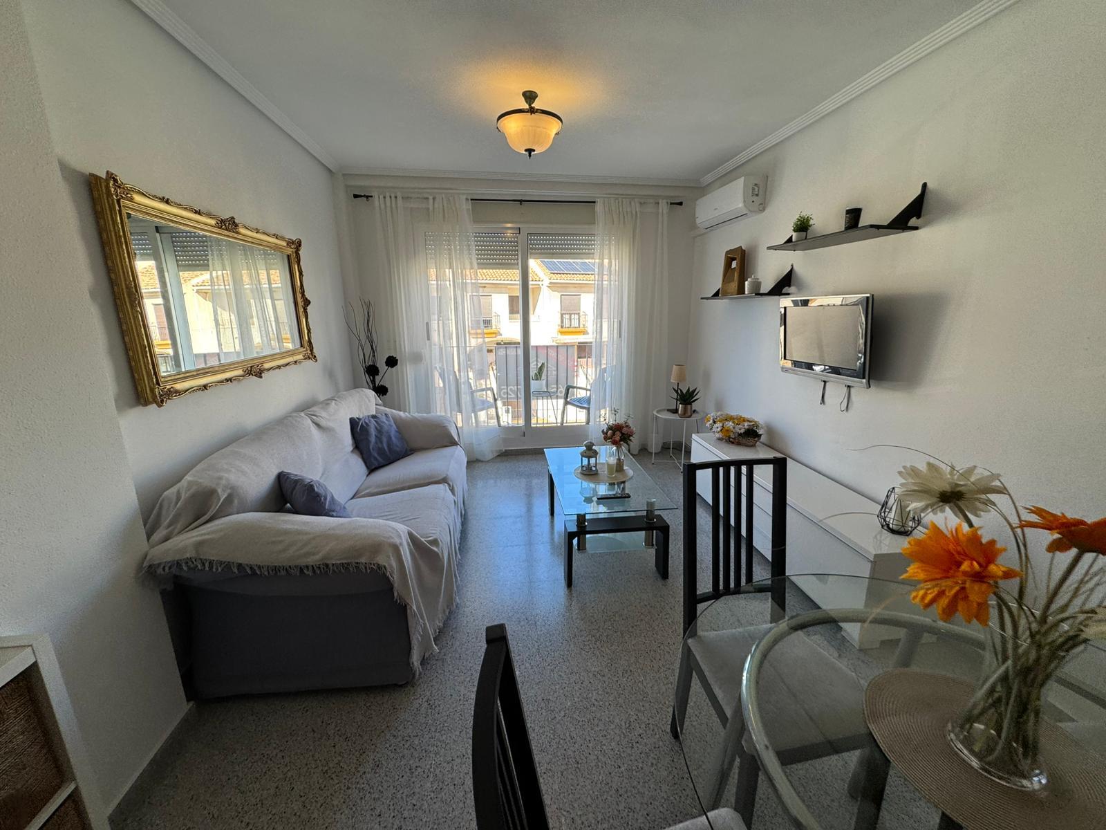 Resale - 3 Bedroom 2 Bathroom  in San Miguel de Salinas - San Miguel de Salinas - Alicante