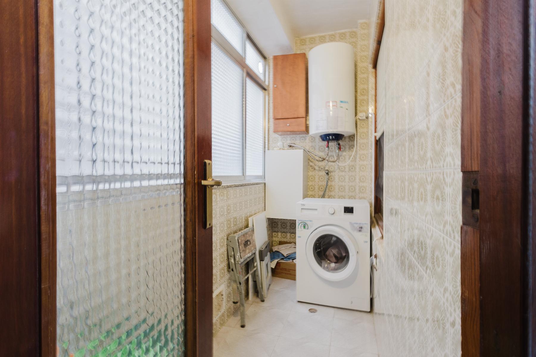Resale - 3 Bedroom 2 Bathroom  in Torrevieja - Playa del Acequión - Alicante