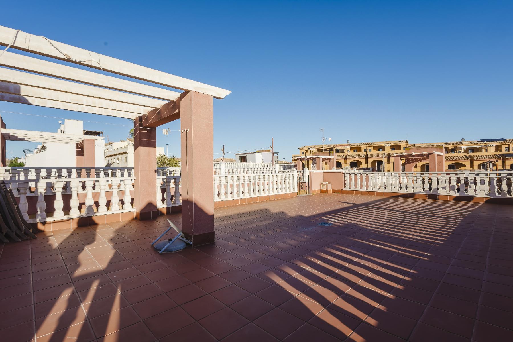 Resale - 2 Bedroom 2 Bathroom  in Torrevieja - Aguas Nuevas - Alicante