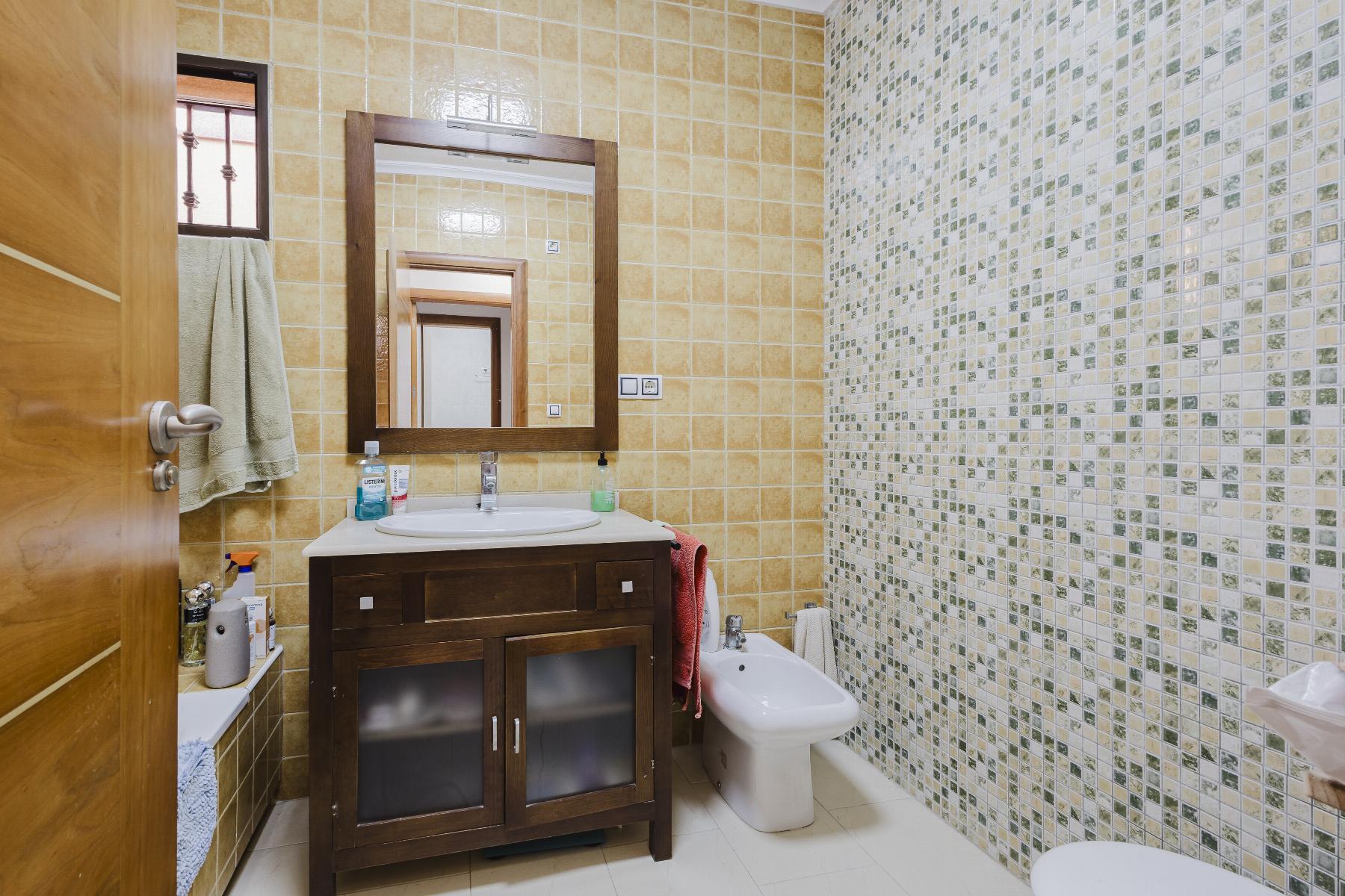 Resale - 2 Bedroom 2 Bathroom  in Torrevieja - Aguas Nuevas - Alicante