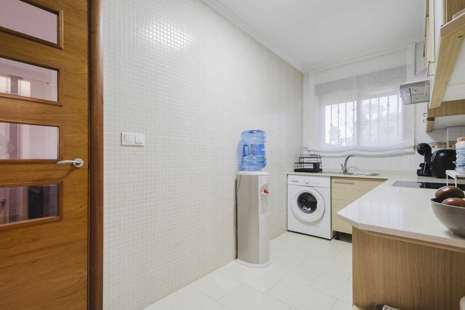 Resale - 2 Bedroom 2 Bathroom  in Torrevieja - Aguas Nuevas - Alicante