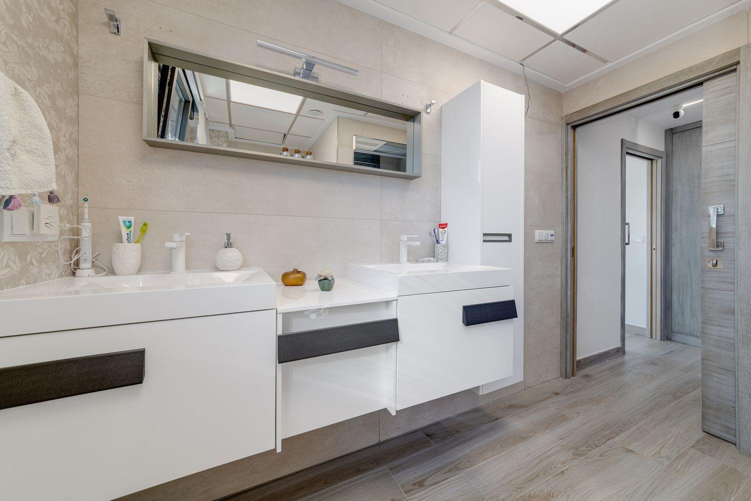 Resale - 3 Bedroom 4 Bathroom  in Torrevieja - Los Balcones - Alicante