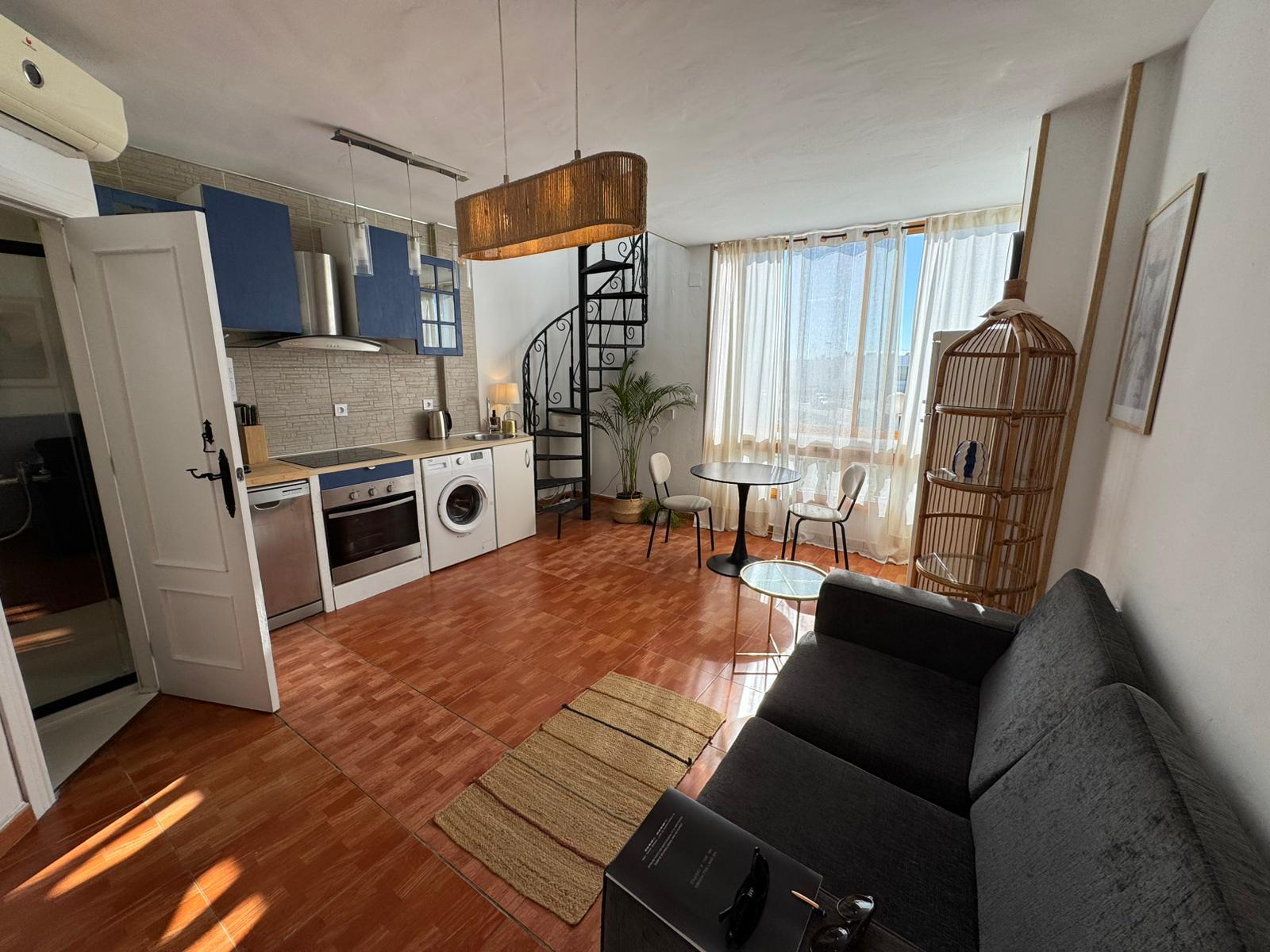 Resale - 2 Bedroom 1 Bathroom  in Torrevieja - Los Altos - Alicante