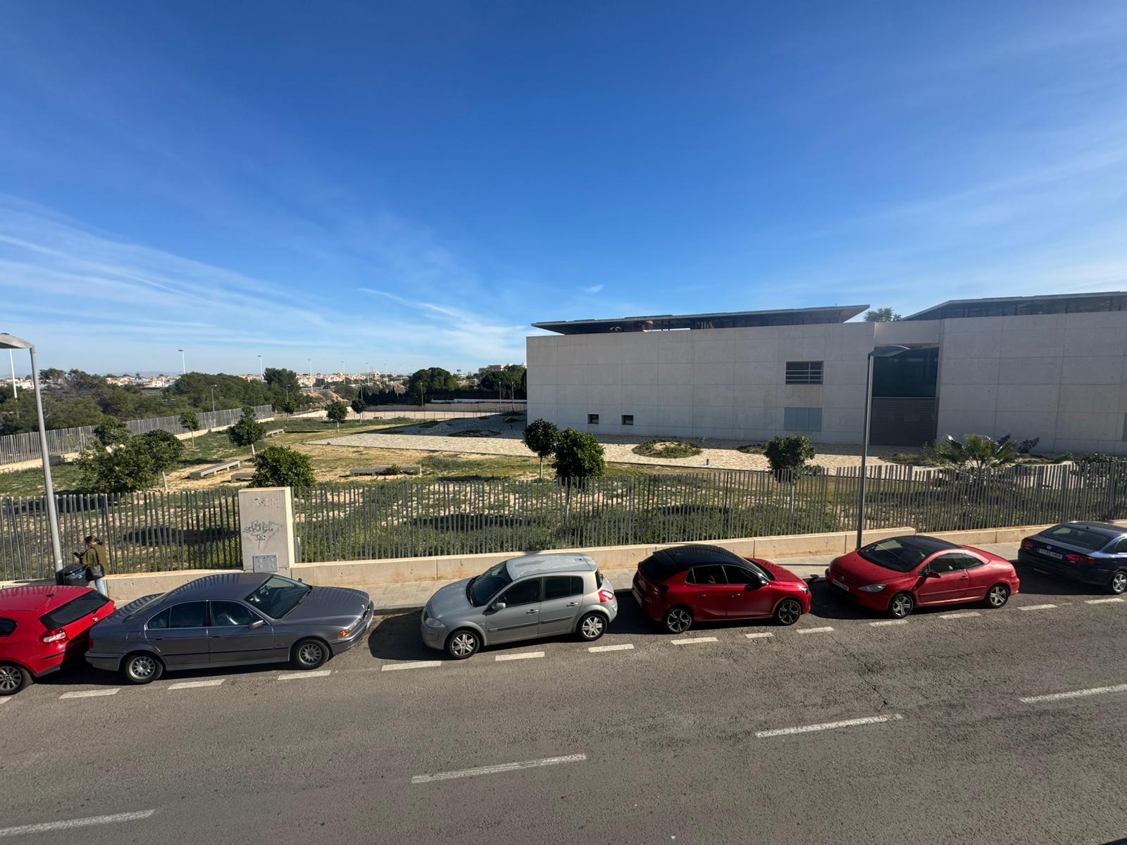 Resale - 2 Bedroom 1 Bathroom  in Torrevieja - Playa del Acequión - Alicante