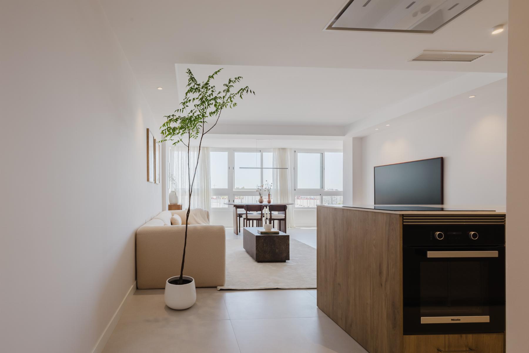 Resale - 3 Bedroom 3 Bathroom  in Torrevieja - Playa del Acequión - Alicante